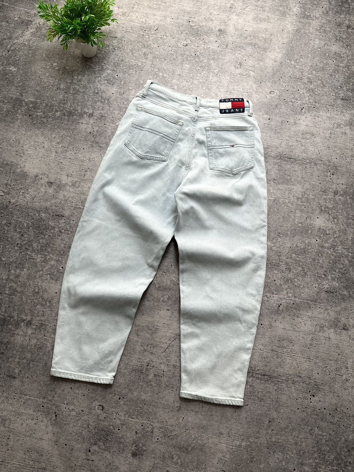 Tommy Hilfiger Tommy Jeans Hilfiger Logo Jeans Women’s Streetwear Casual Size 26" / US 2 / IT 38 - 2 Thumbnail