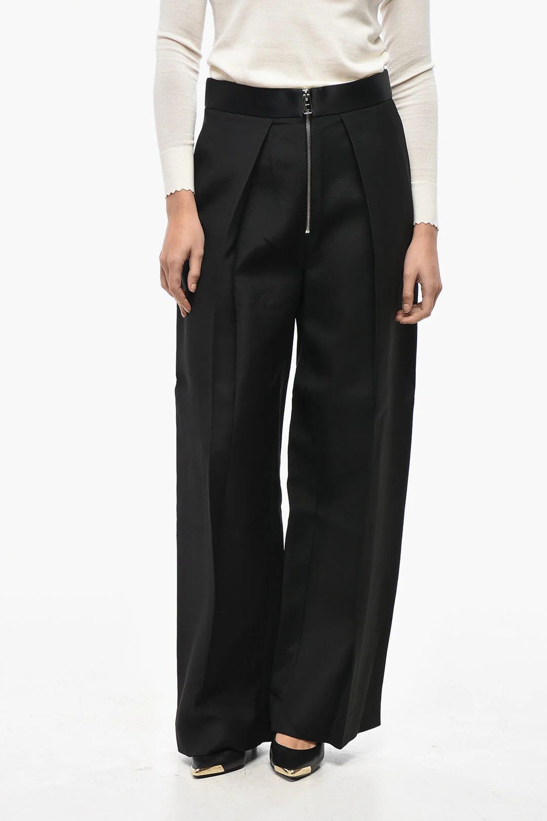 KHAITE og1mm0426 Single-Pleat Palazzo Pant in Black Size 27" / US 4 / IT 40 - 1 Thumbnail
