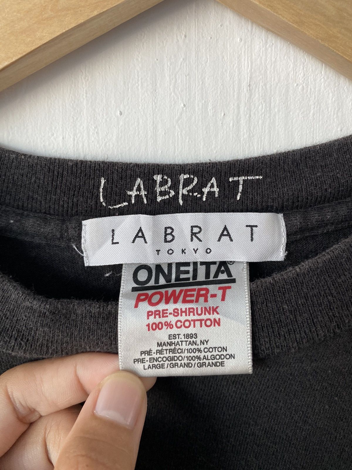 Japanese Brand Vintage Labrat T-shirt Size US L / EU 52-54 / 3 - 4 Thumbnail