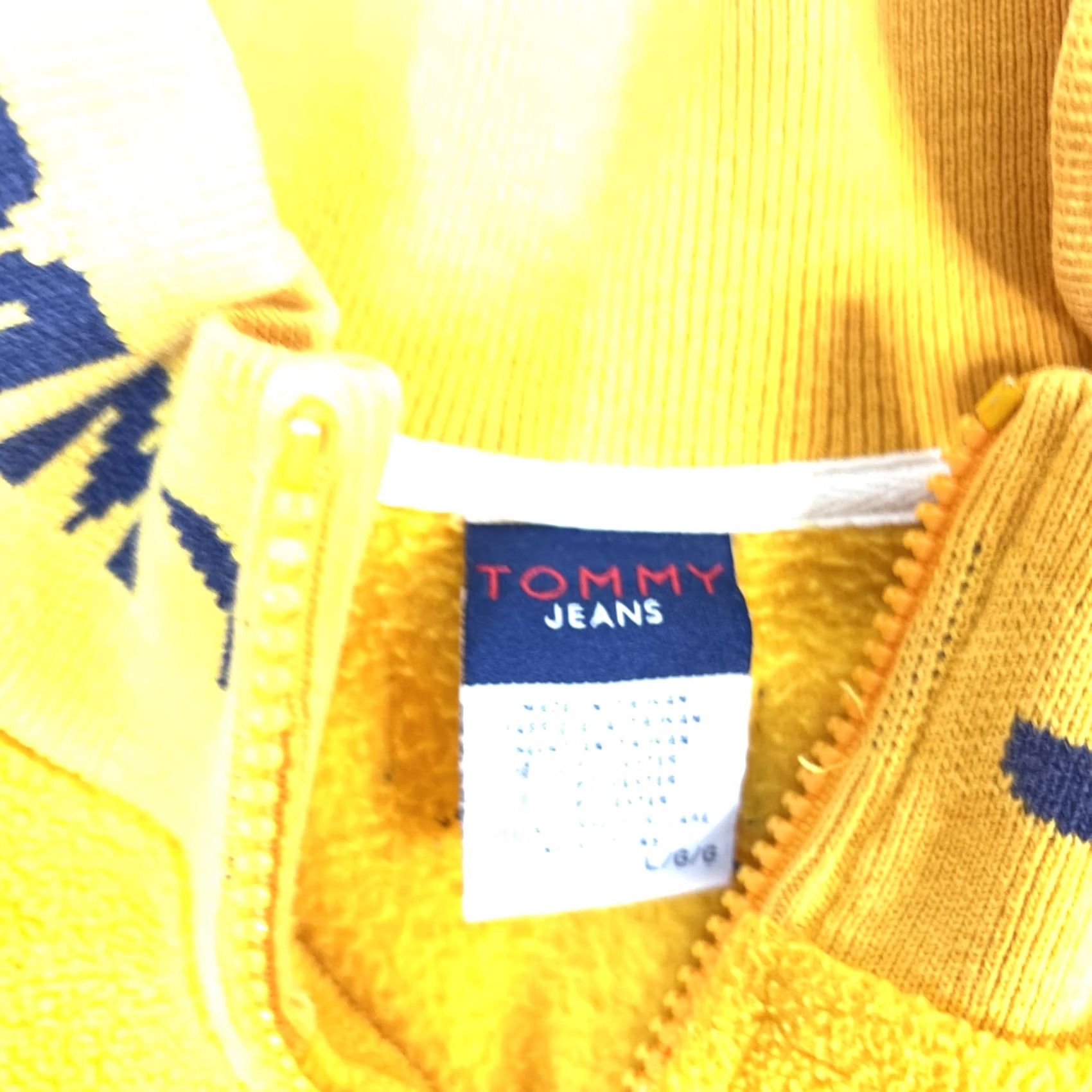 Tommy Hilfiger VINTAGE Tommy Jeans Quarter Zip Fleece Sweater Men’s Large Yellow Collar Spellout Mens L Yellow Pullover Fleece Size US L / EU 52-54 / 3 - 4 Thumbnail