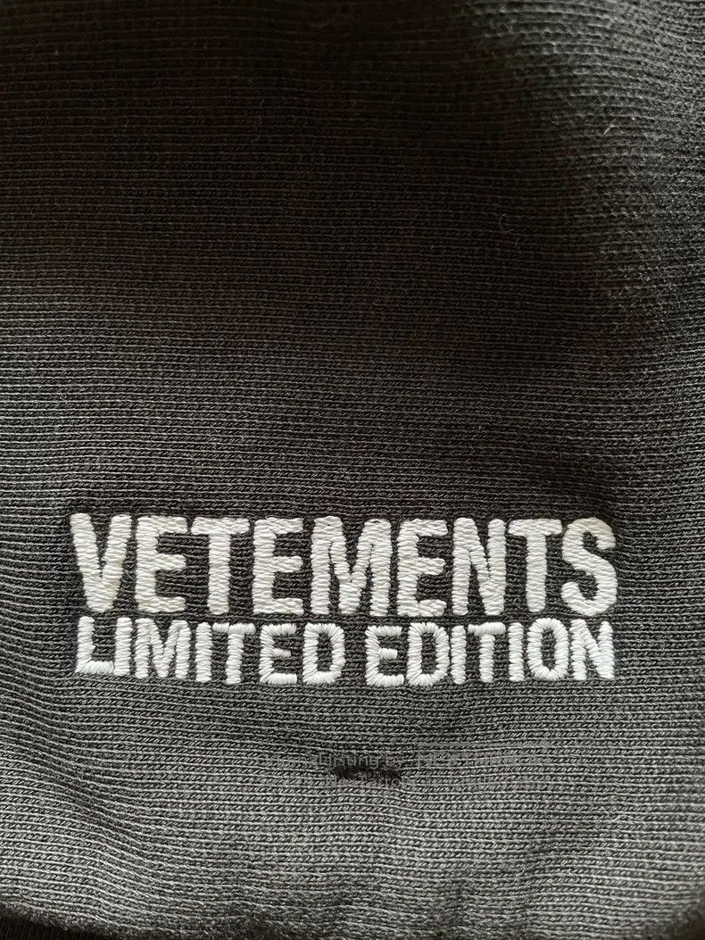Vetements Vetements Sweatshirt Size US M / EU 48-50 / 2 - 4 Thumbnail