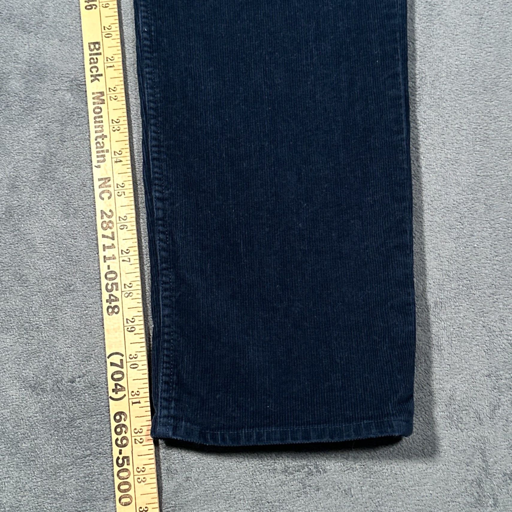 Vineyard Vines Vineyard Vines Corduroy Pants Mens 35x32 Navy Blue Pinwale Stretch Straight Leg Size US 35 - 5 Thumbnail