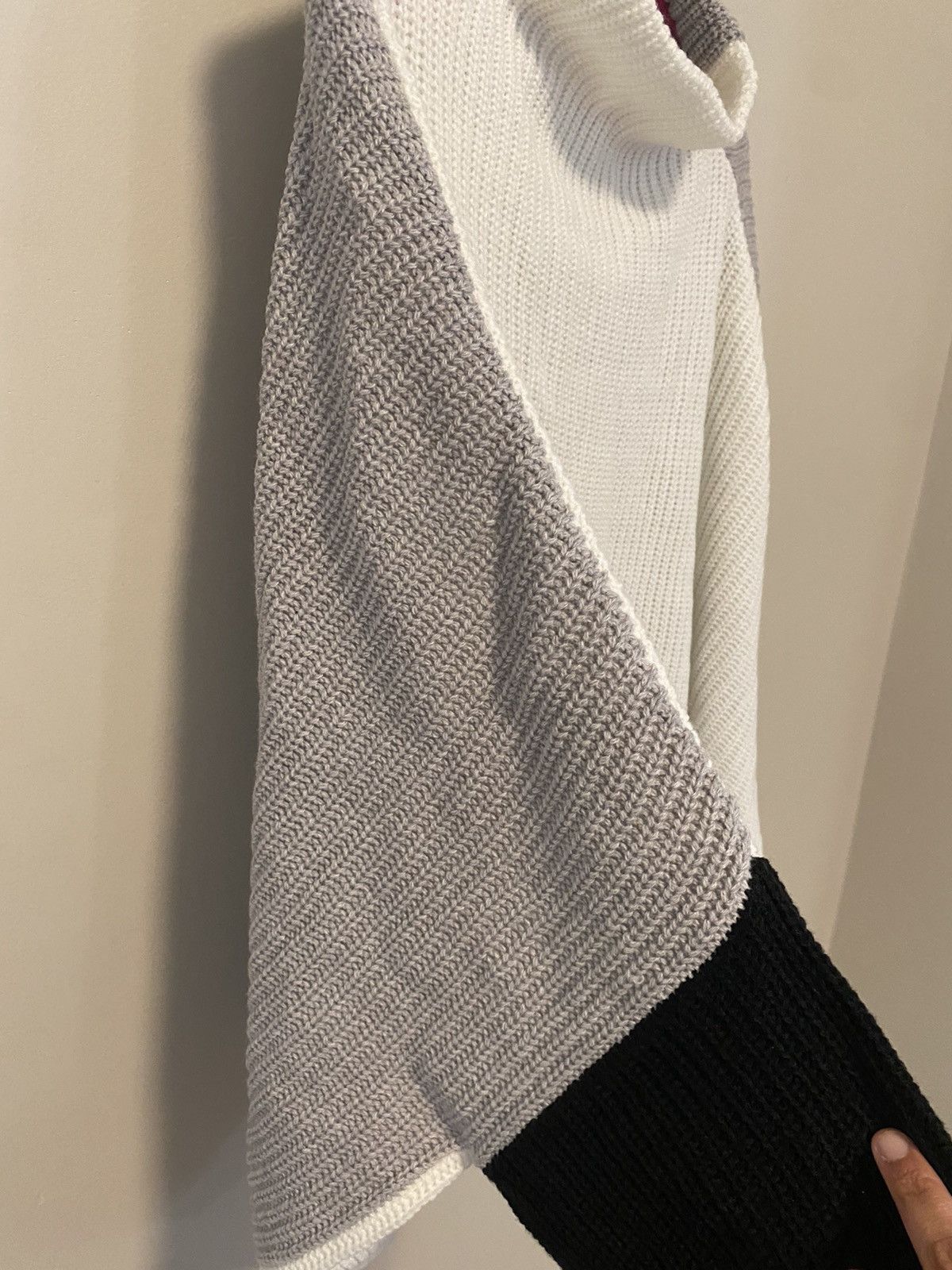 Vintage Knit Sweater (W) Size M / US 6-8 / IT 42-44 - 3 Thumbnail