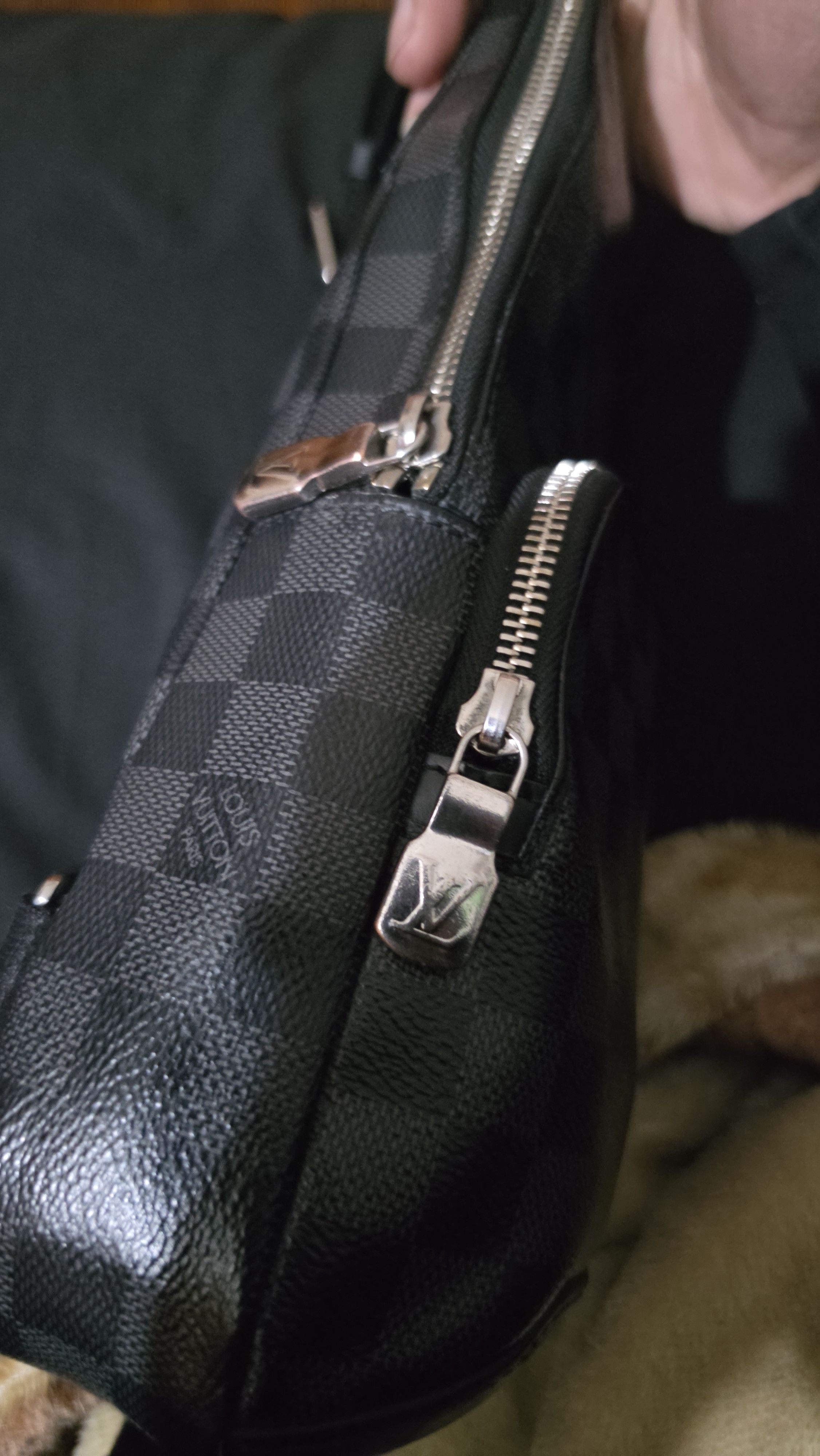 Louis Vuitton Louis Vuitton Avenue Sling Bag Graphite Damier Size ONE SIZE - 10 Thumbnail