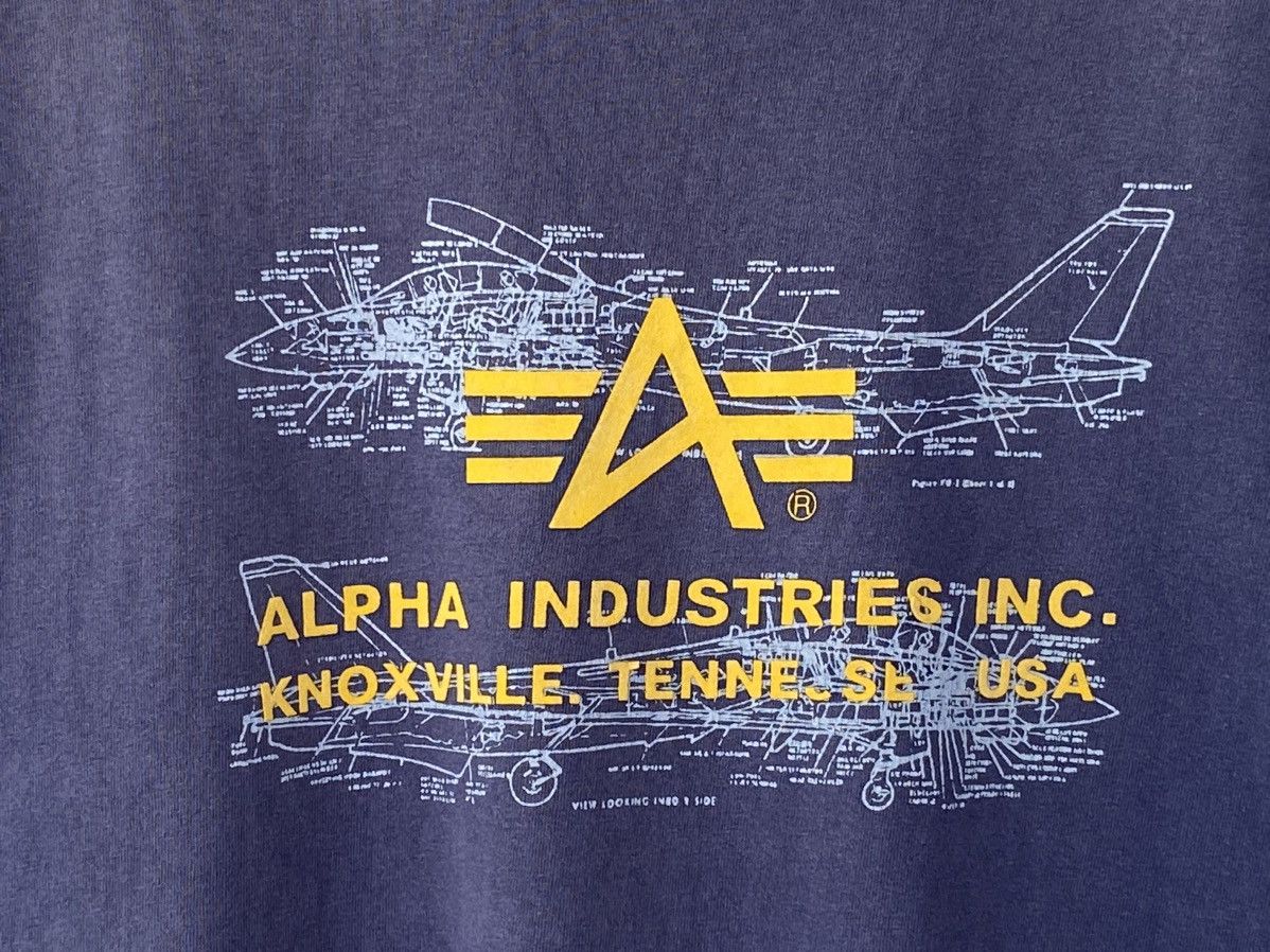 Alpha Industries × Vintage Vintage Alpha Industries Distressed Faded Tees Size US L / EU 52-54 / 3 - 4 Thumbnail