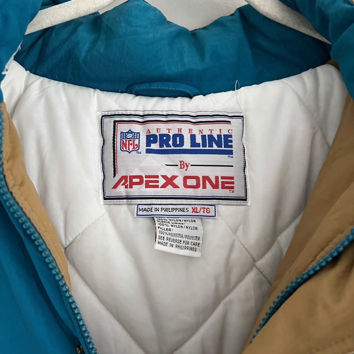 Apex One × NFL × Vintage Jacksonville Jaguars 90s Rare Apex Puffer Jacket NFL Size US XL / EU 56 / 4 - 10 Thumbnail