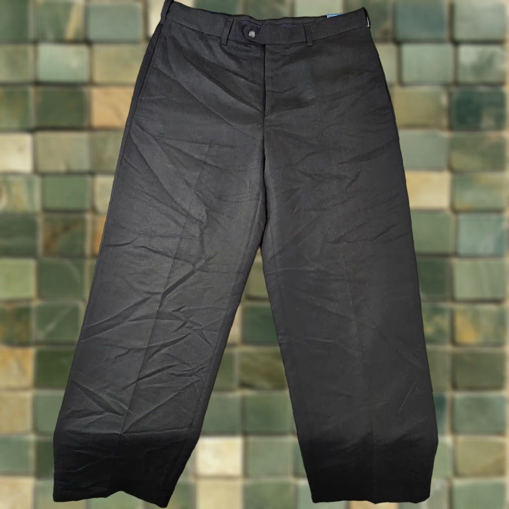 Croft & Barrow Croft & Barrow Dress Pants Mens 34x30 Black Microfiber Flat Front Slacks Trouser Pants Size US 34 / EU 50 - 1 Thumbnail