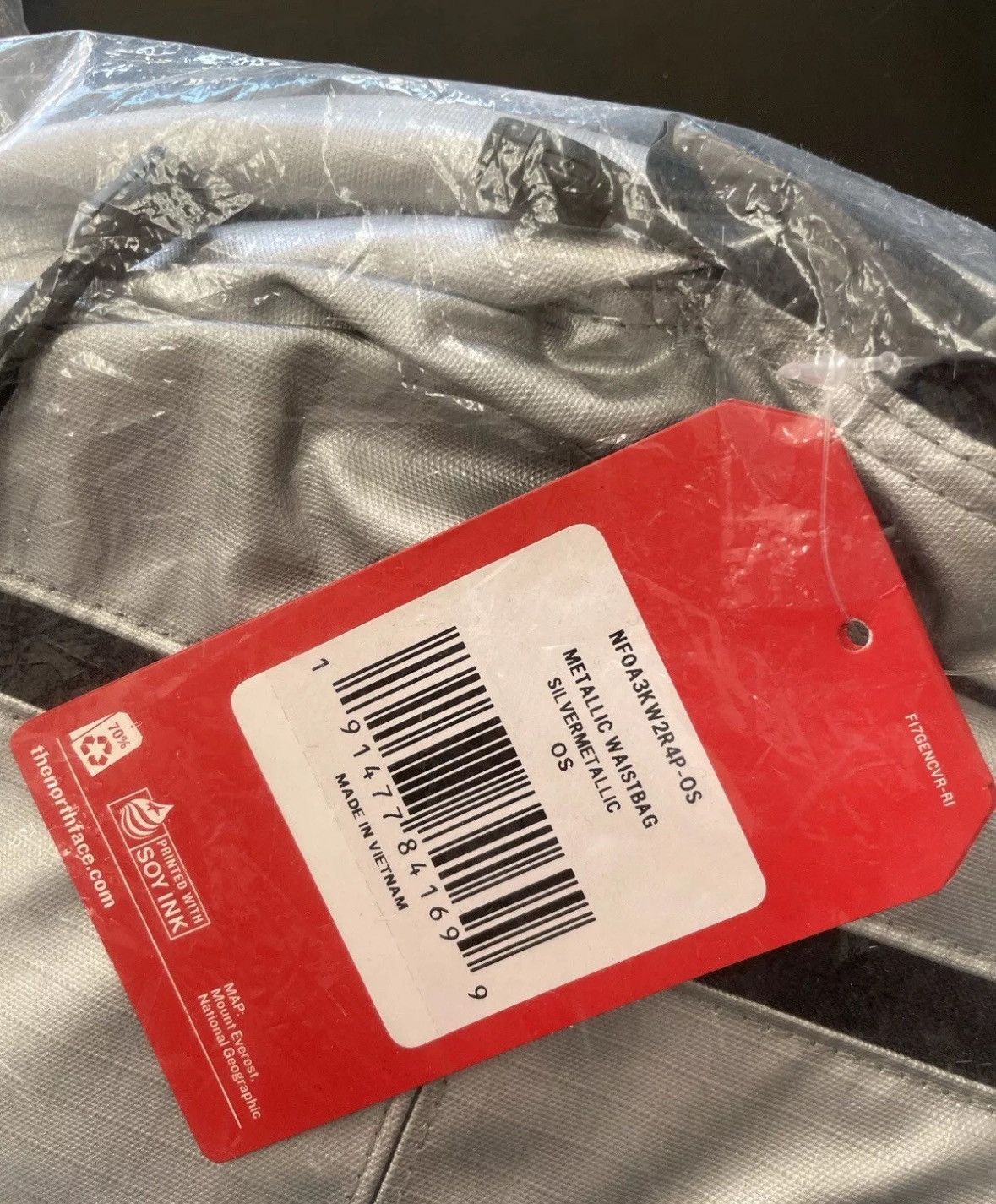Supreme × The North Face SUPREME THE NORTH FACE METALLIC WAIST BAG Size ONE SIZE - 4 Thumbnail
