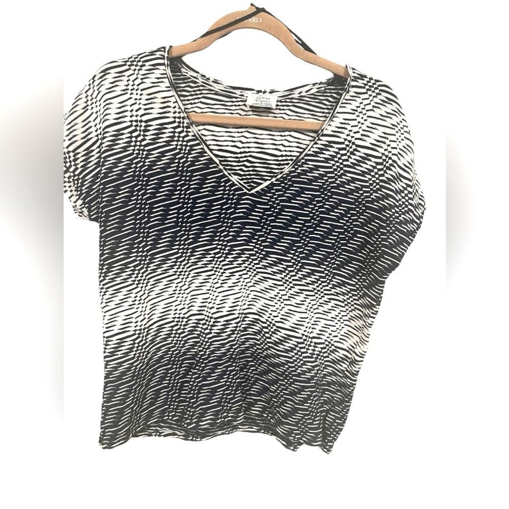 Zara Zara Top M Short Sleeves Geometric Ombre V Neck Stretch Size M / US 6-8 / IT 42-44 - 1 Thumbnail
