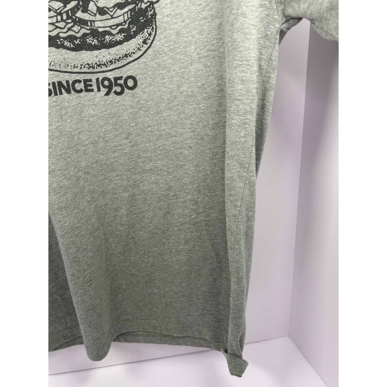 The Unbranded Brand Whataburger Since 1950 Burger Graphic Green Heather Shirt Size US S / EU 44-46 / 1 - 5 Thumbnail