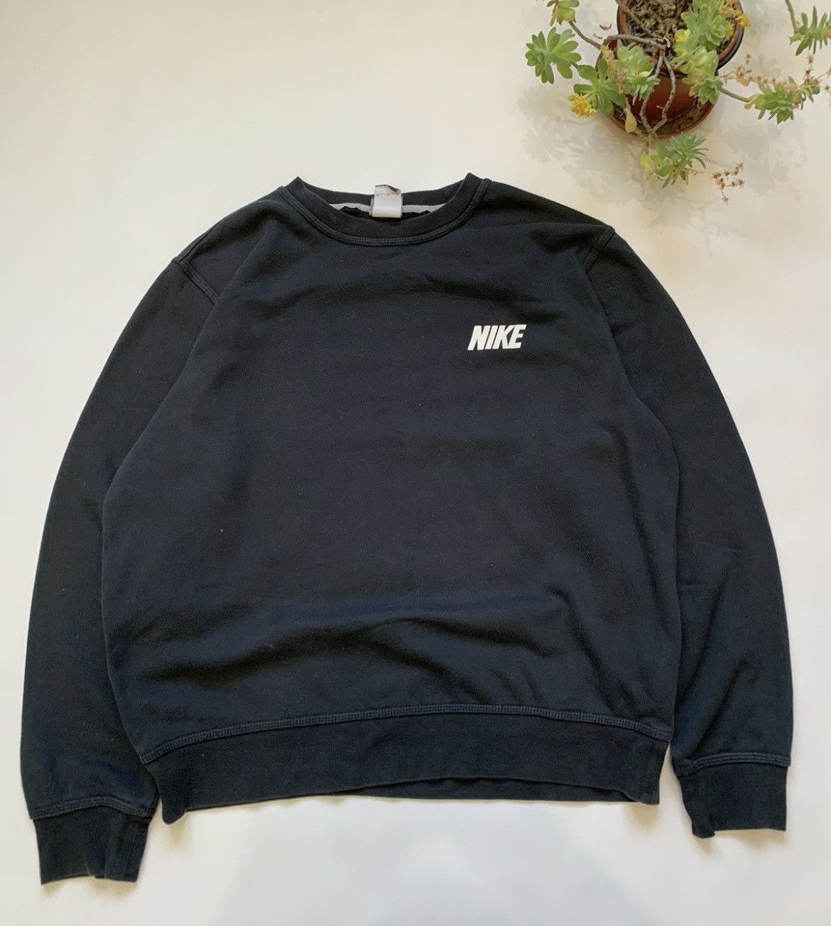 Nike Vintage Nike Faded Black Sweatshirt Size US XL / EU 56 / 4 - 1 Thumbnail