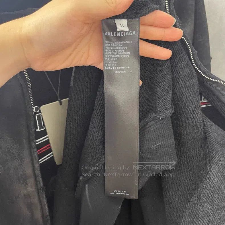 Balenciaga Balenciaga Patch Logo Distressed Hooded Jacket Size US M / EU 48-50 / 2 - 5 Thumbnail