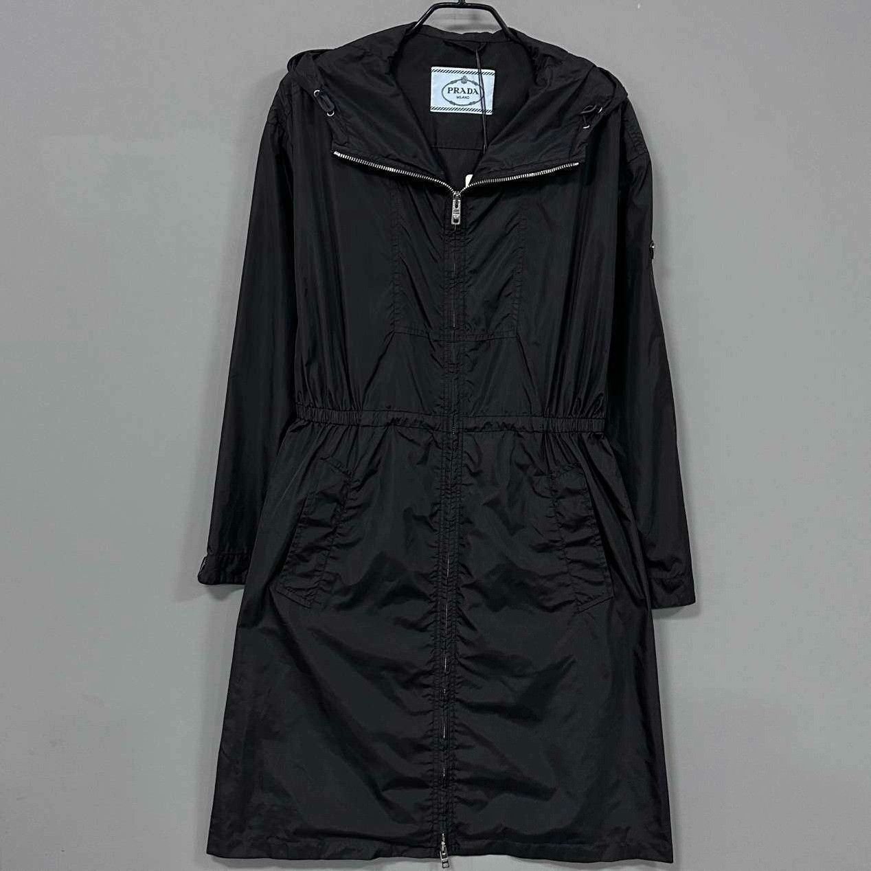Prada Prada Nylon Coat it_40 Women Size S / US 4 / IT 40 - 1 Thumbnail