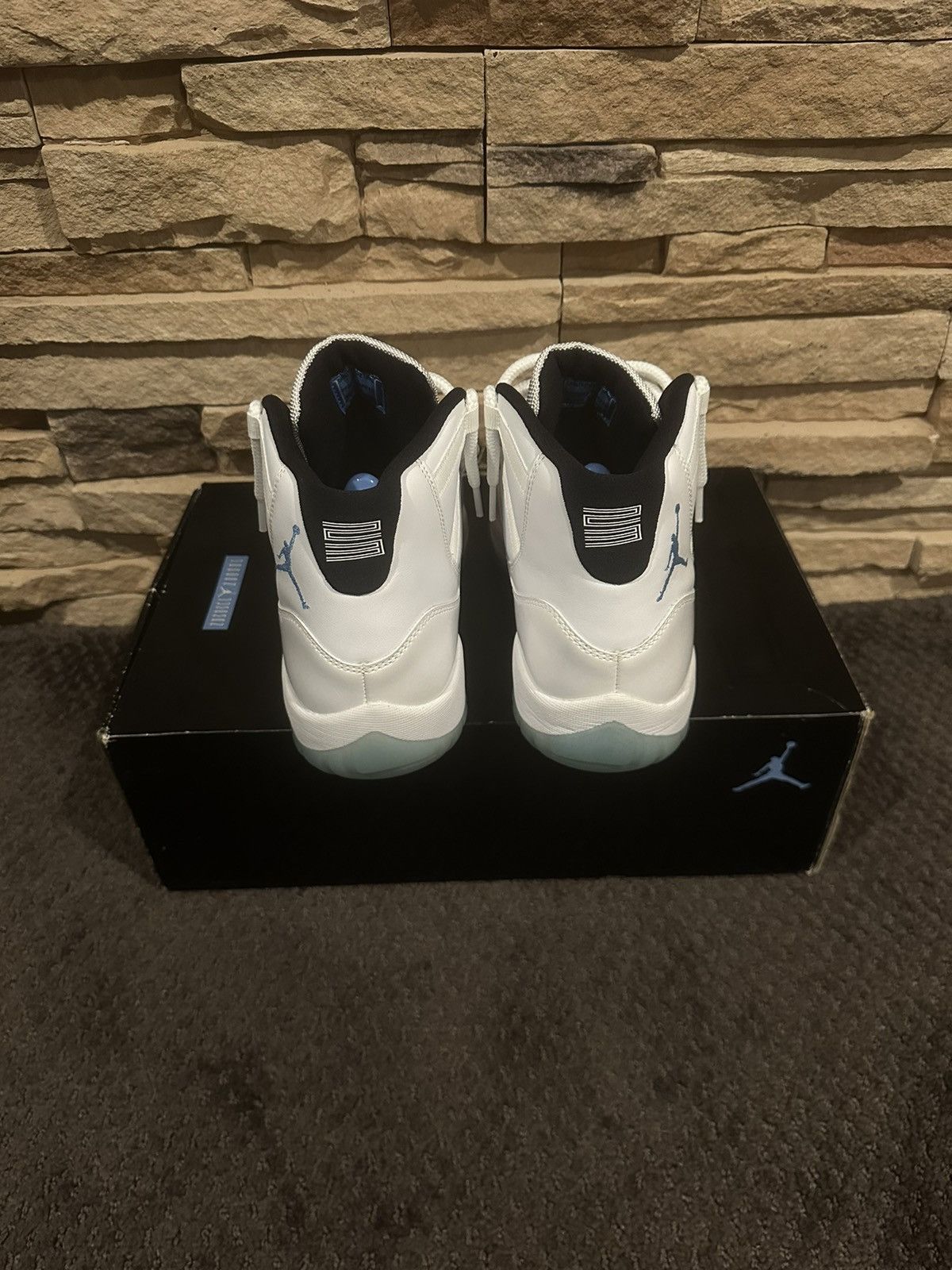 Jordan Brand Air Jordan 11 Retro “Legend Blue” Size US 10 / EU 43 - 5 Thumbnail