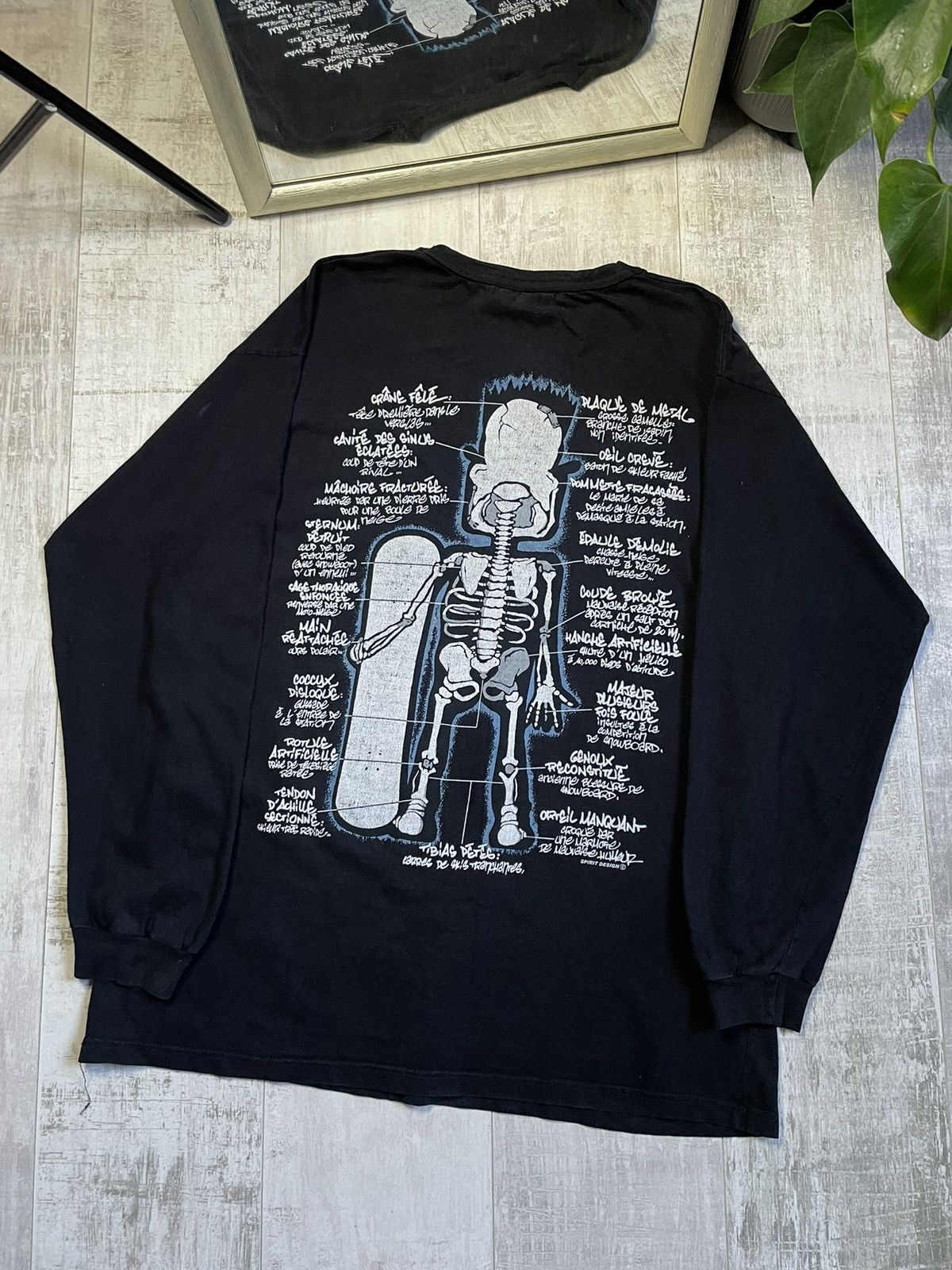 Vintage Vintage 90’s Bart Simpson X-RAY Skeleton Skateboard Long Tee Size US XL / EU 56 / 4 - 2 Thumbnail