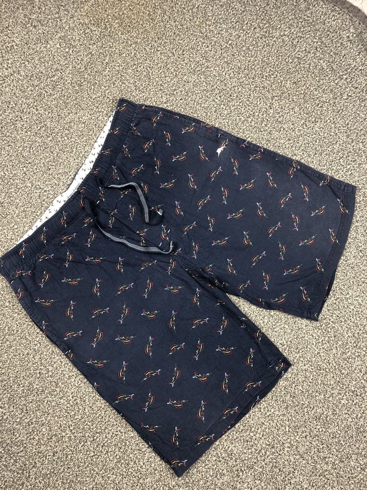 Tommy Bahama × Vintage Tommy Bahama Fullprinted Shortpants Size US 37 - 2 Thumbnail