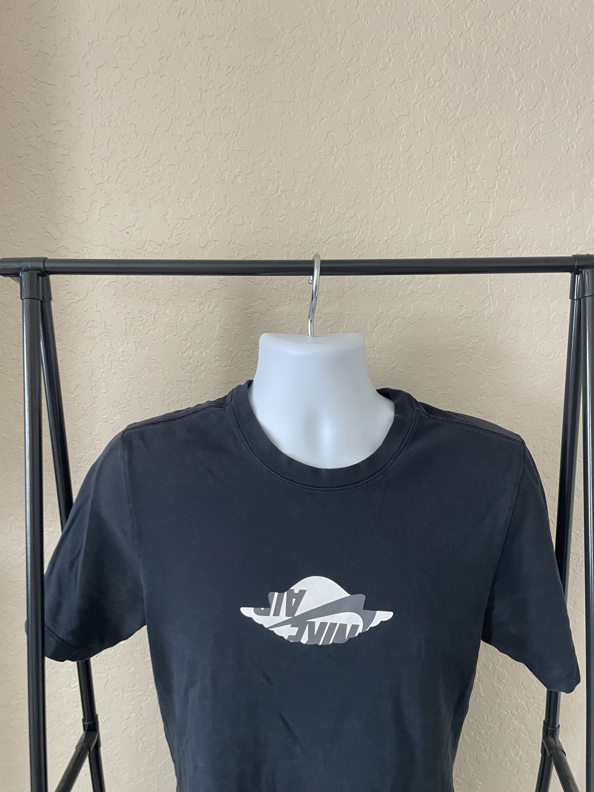 Jordan Brand Jordan Upside Down Nike Graphic tee Size US S / EU 44-46 / 1 - 5 Thumbnail