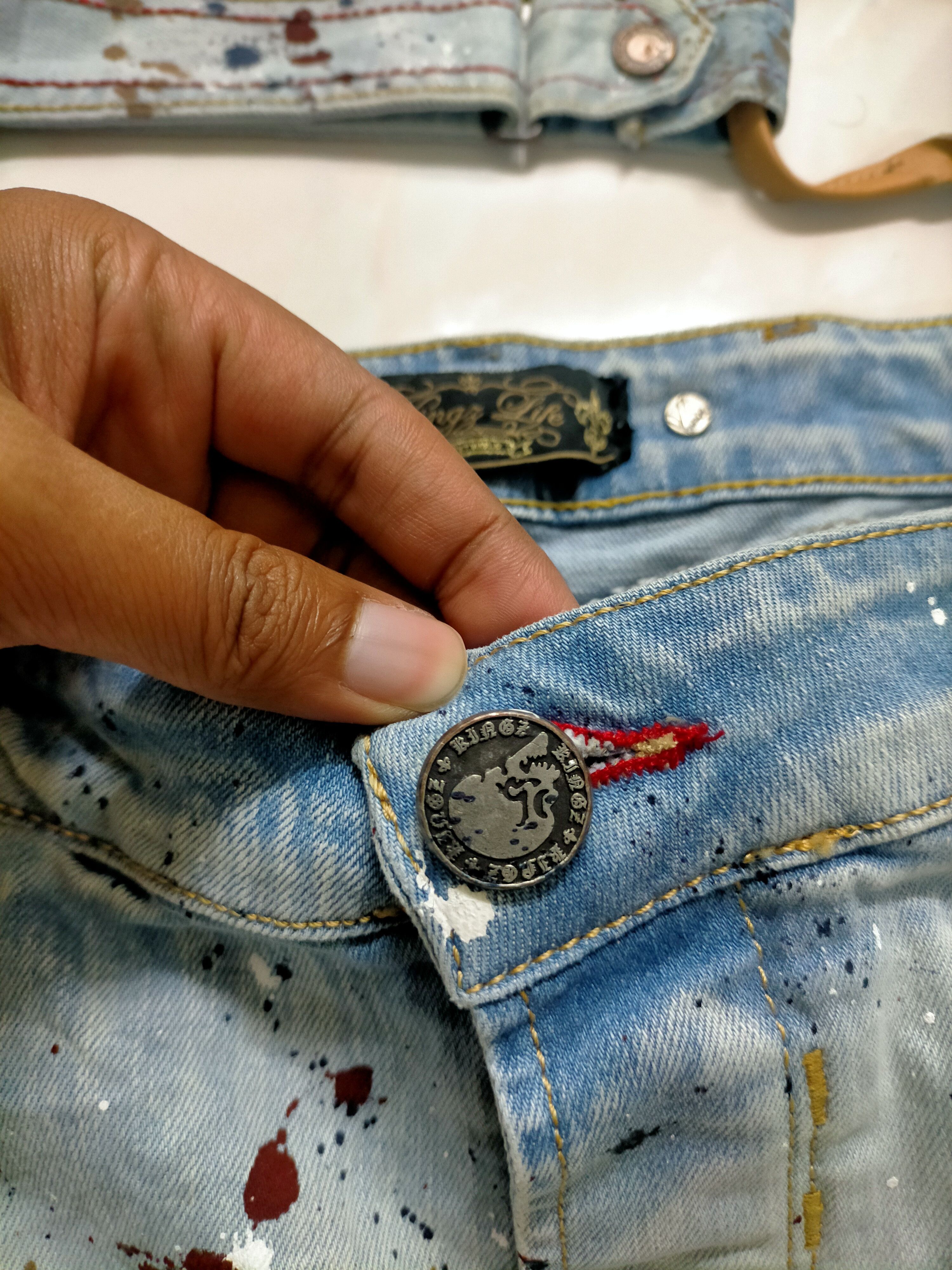 If Six Was Nine × Japanese Brand × Le Grande Bleu (L.G.B.) 🔥Rare Splatter Kingz Art Denim Crazy Design Size US 35 - 12 Thumbnail