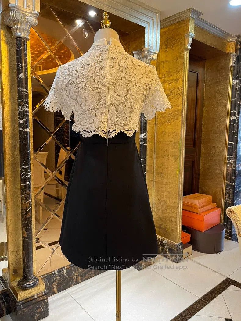 Valentino Valentino Classic black pendulum color-blocked lace dress Size M / US 6-8 / IT 42-44 - 5 Thumbnail