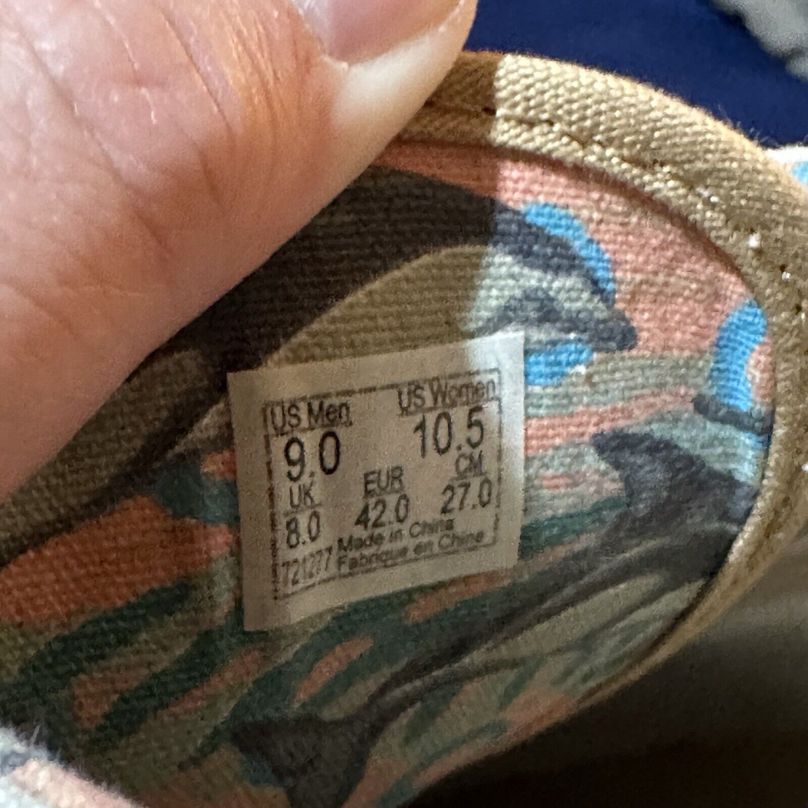 Vans Vans Shoes Unisex M 9 Or W 10.5White Dolphin Desert Flower Size US 9 / EU 42 - 9 Thumbnail