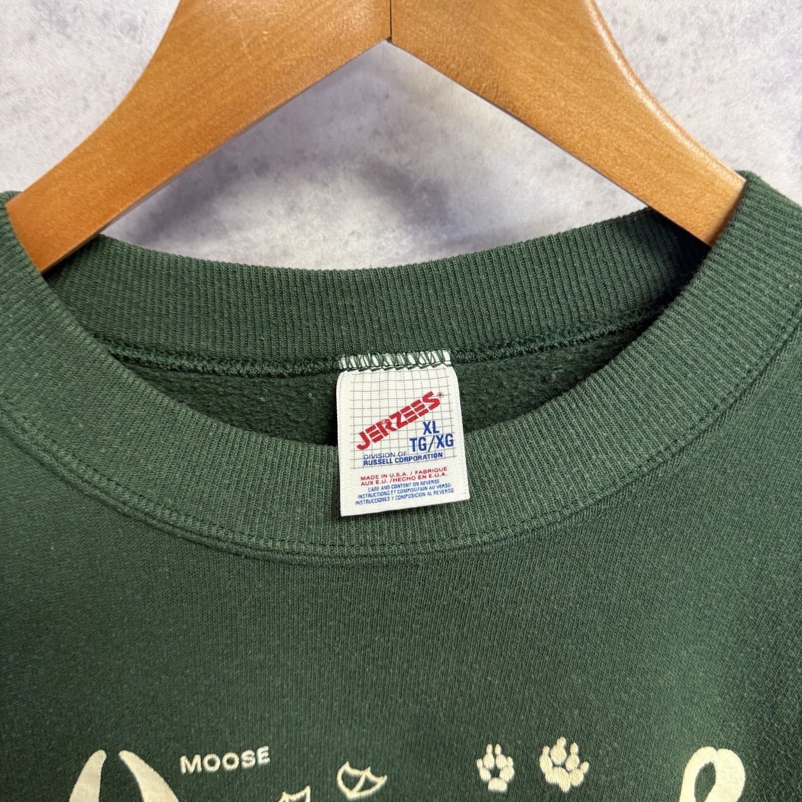 Vintage Vintage Footprints of Alaska Nature Sweatshirt Green Size US XL / EU 56 / 4 - 4 Thumbnail