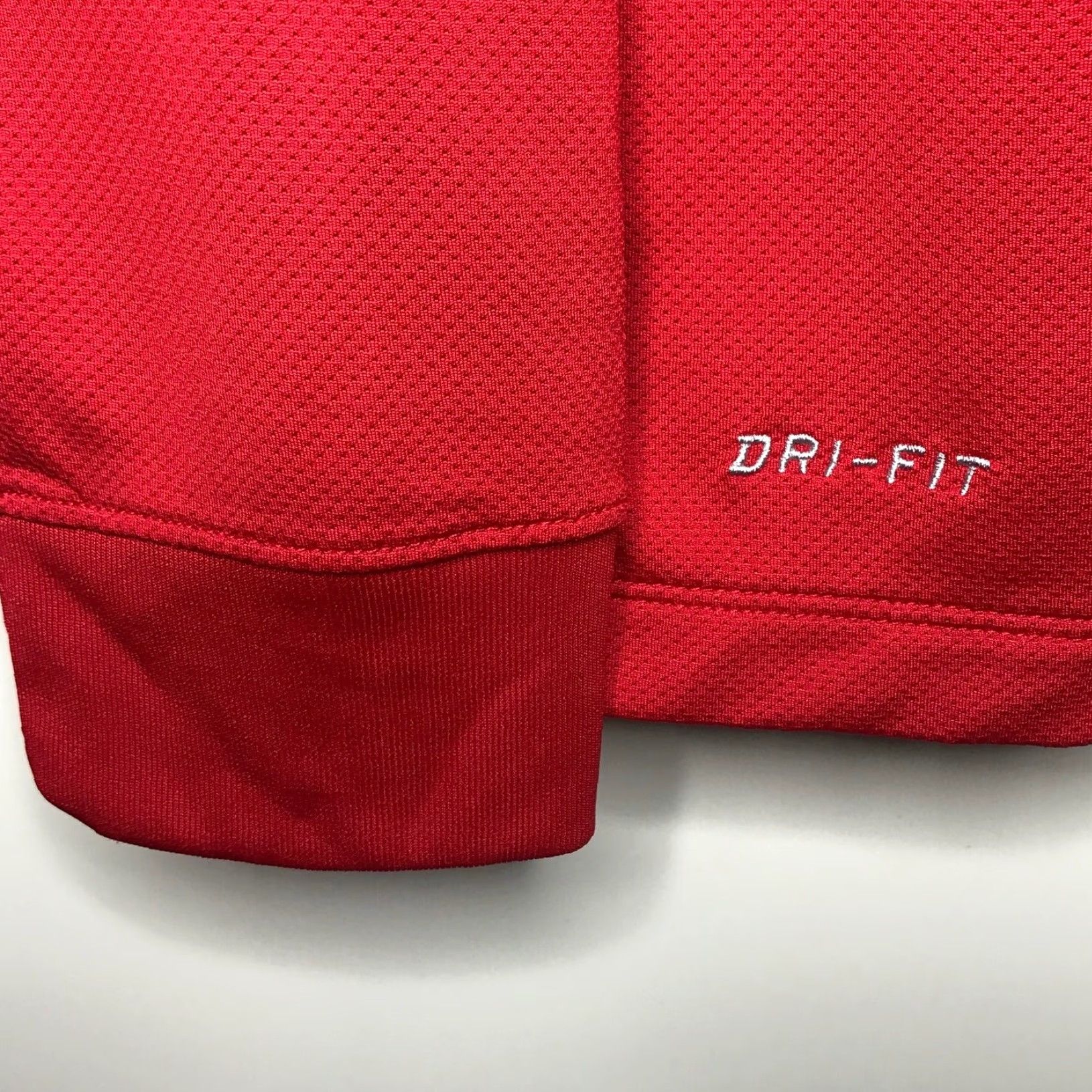 Nike Nike Dri-Fit Shirt Mens S Red Long Sleeve Soccer Elbow Pads Team Size US S / EU 44-46 / 1 - 6 Thumbnail