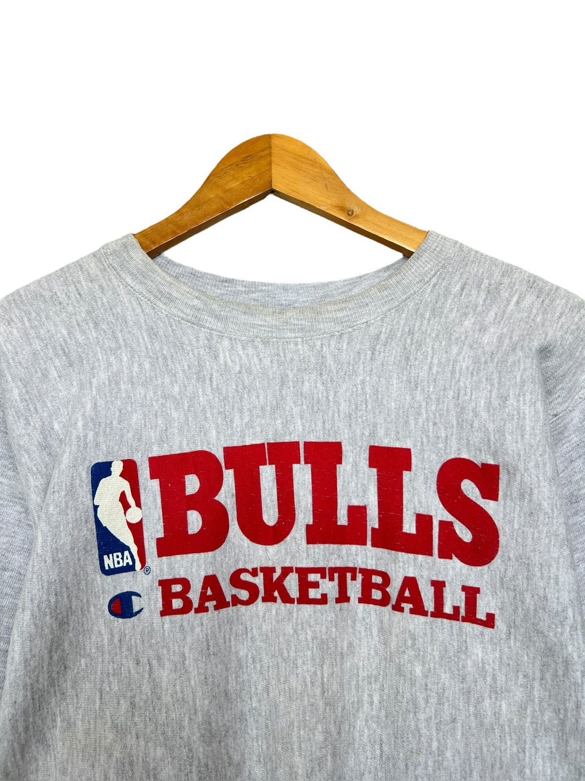 Champion Vintage 90s Champion Reverse Weave Bulls Basketball Sweats Size US M / EU 48-50 / 2 - 2 Thumbnail