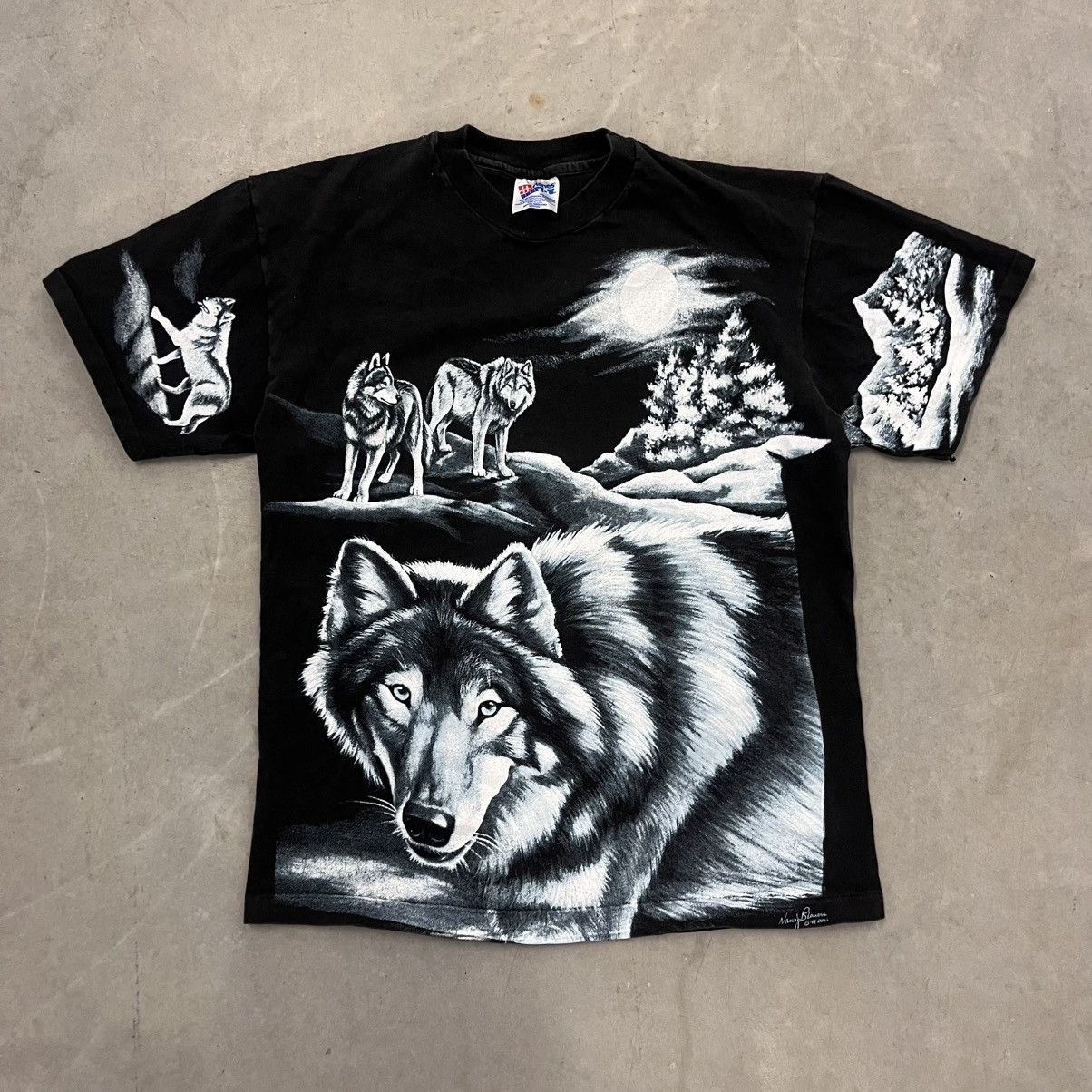 Hanes × Vintage Vintage 90's HANES Wolf Native American AOP Indian Style Med Size US M / EU 48-50 / 2 - 1 Thumbnail