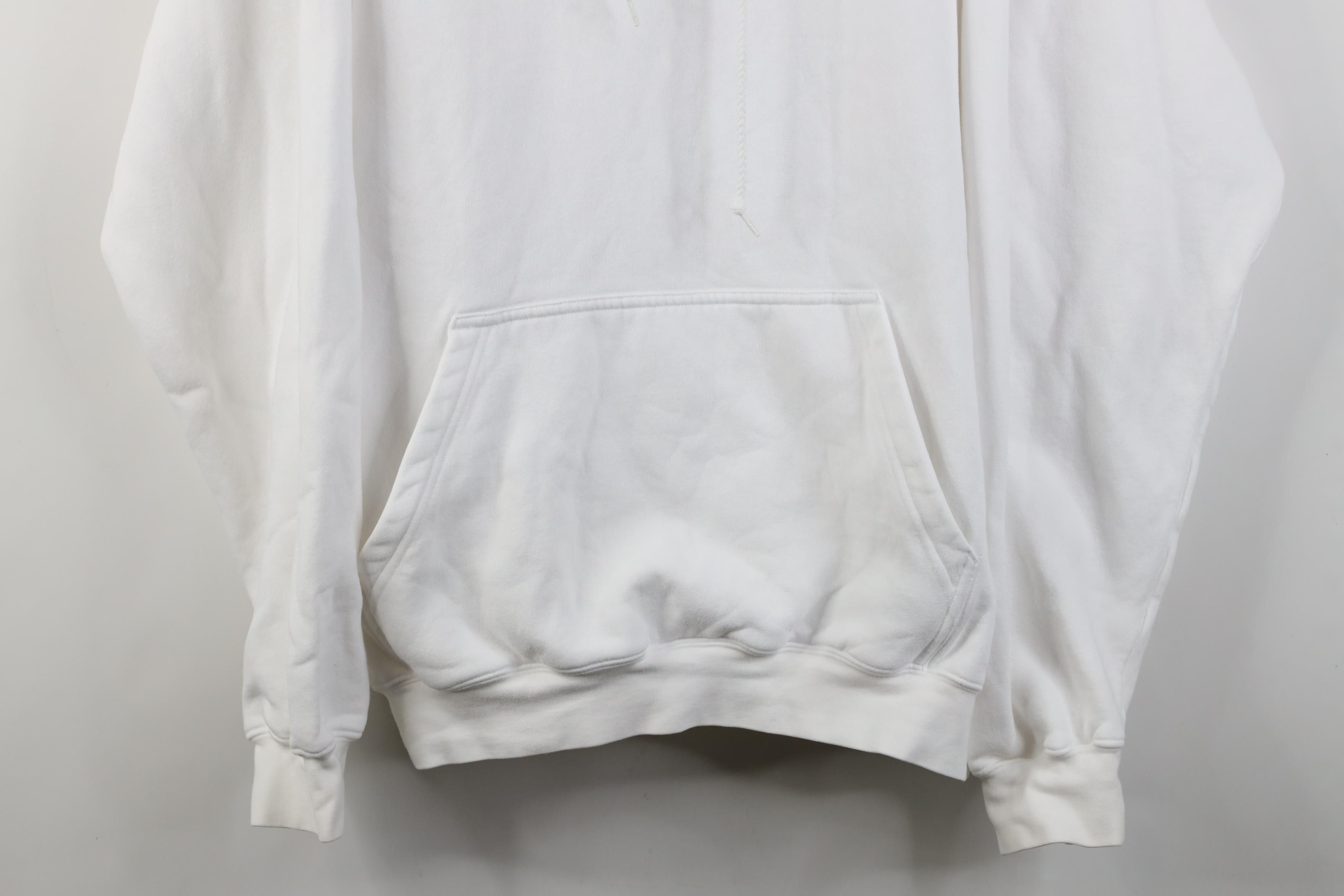 Adidas Vintage Adidas Center Logo Heavyweight Hoodie Sweatshirt Size US L / EU 52-54 / 3 - 3 Thumbnail