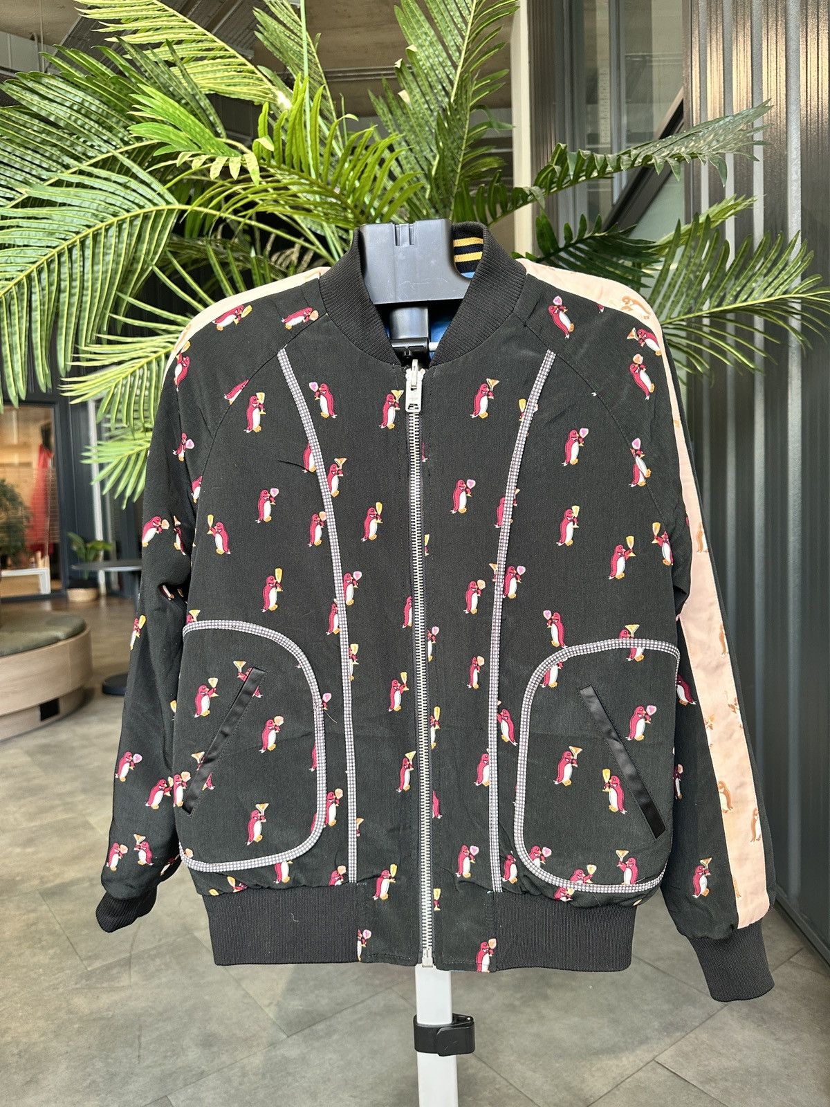Coach Coach Women's Reversible California Varsity jacket. Size M / US 6-8 / IT 42-44 - 3 Thumbnail