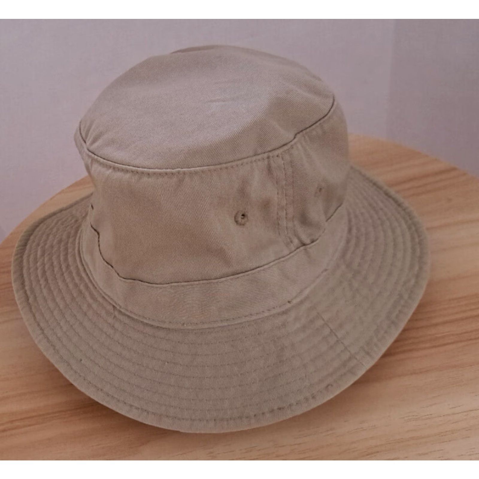 Hard Rock Cafe **Hard Rock Cafe Size Small Beige Baseball Cap** User: **Hard Rock Cafe Small Beige Baseball Cap** Size ONE SIZE - 3 Thumbnail