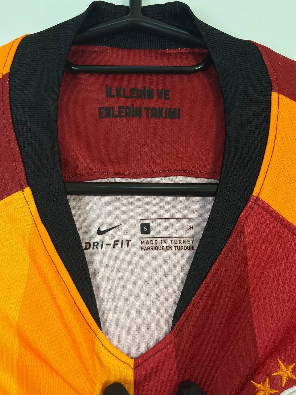 Nike GALATASARAY 2019 2020 HOME FOOTBALL SHIRT JERSEY NIKE Sz S Size S / US 4 / IT 40 - 4 Thumbnail