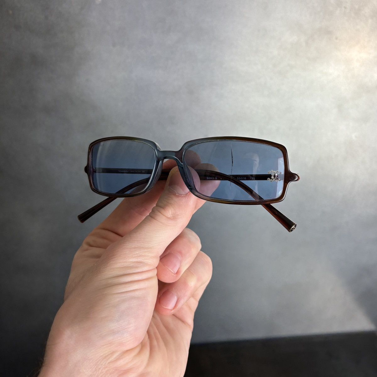 Chanel × Vintage 2000s Chanel Sunglasses Vintage Chanel Sunglasses Y2K 5043-B Size ONE SIZE - 18 Thumbnail