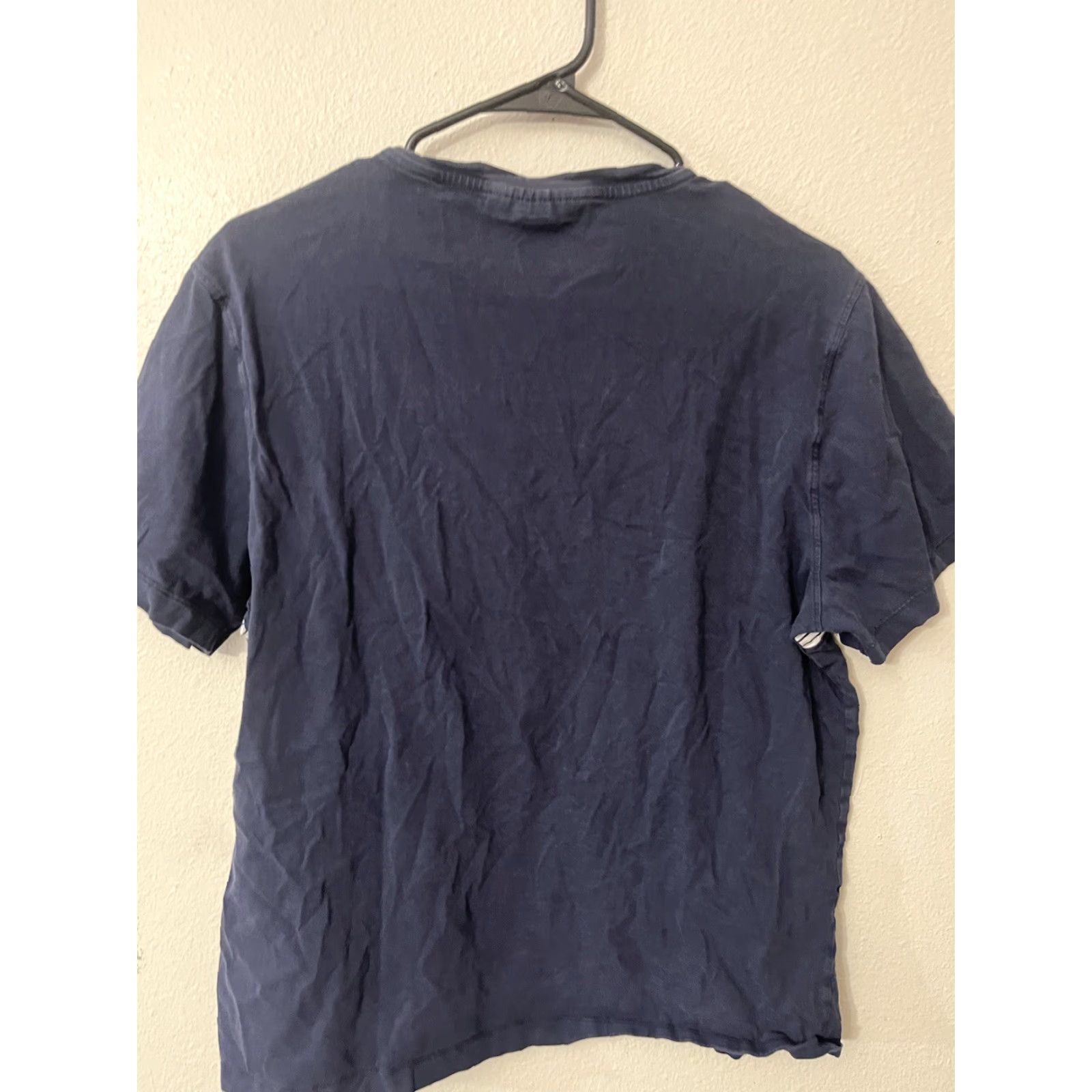 Michael Kors Michael Kors T-Shirt Large Crew Neck Short Sleeve Blue Solid Mens Casual Size US L / EU 52-54 / 3 - 3 Thumbnail