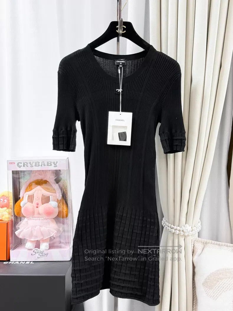 Chanel Chanel Logo waffl textured knitted dress Size XXS / US 00 / IT 34 - 1 Thumbnail
