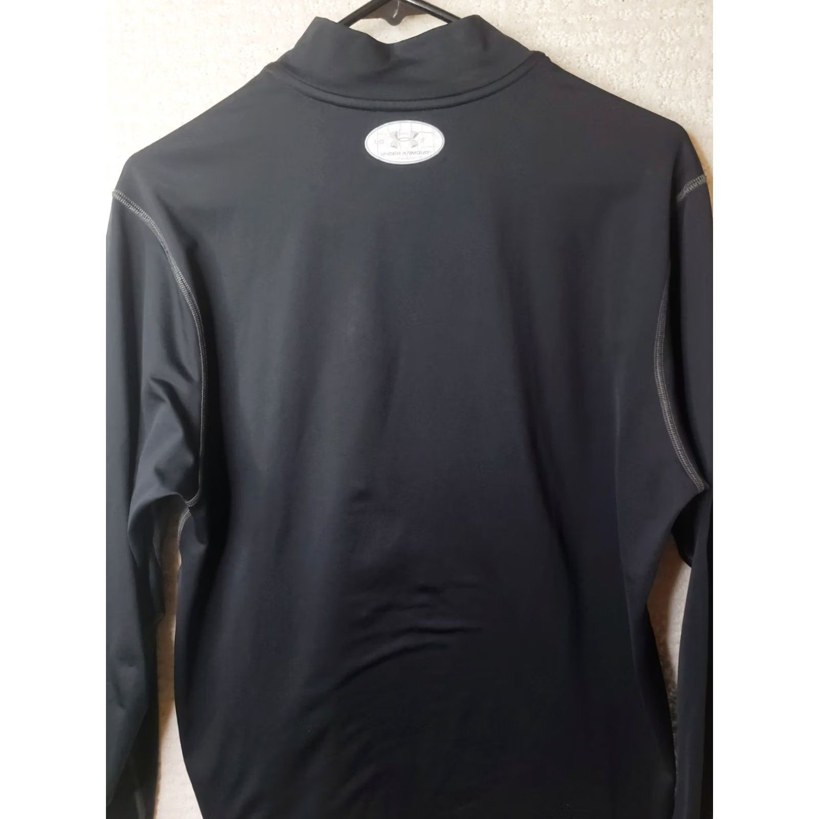 Under Armour Under Armour Fitted Cold Gear T Shirt Mens Large Black Long Sleeve Mock Neck Size US L / EU 52-54 / 3 - 6 Thumbnail