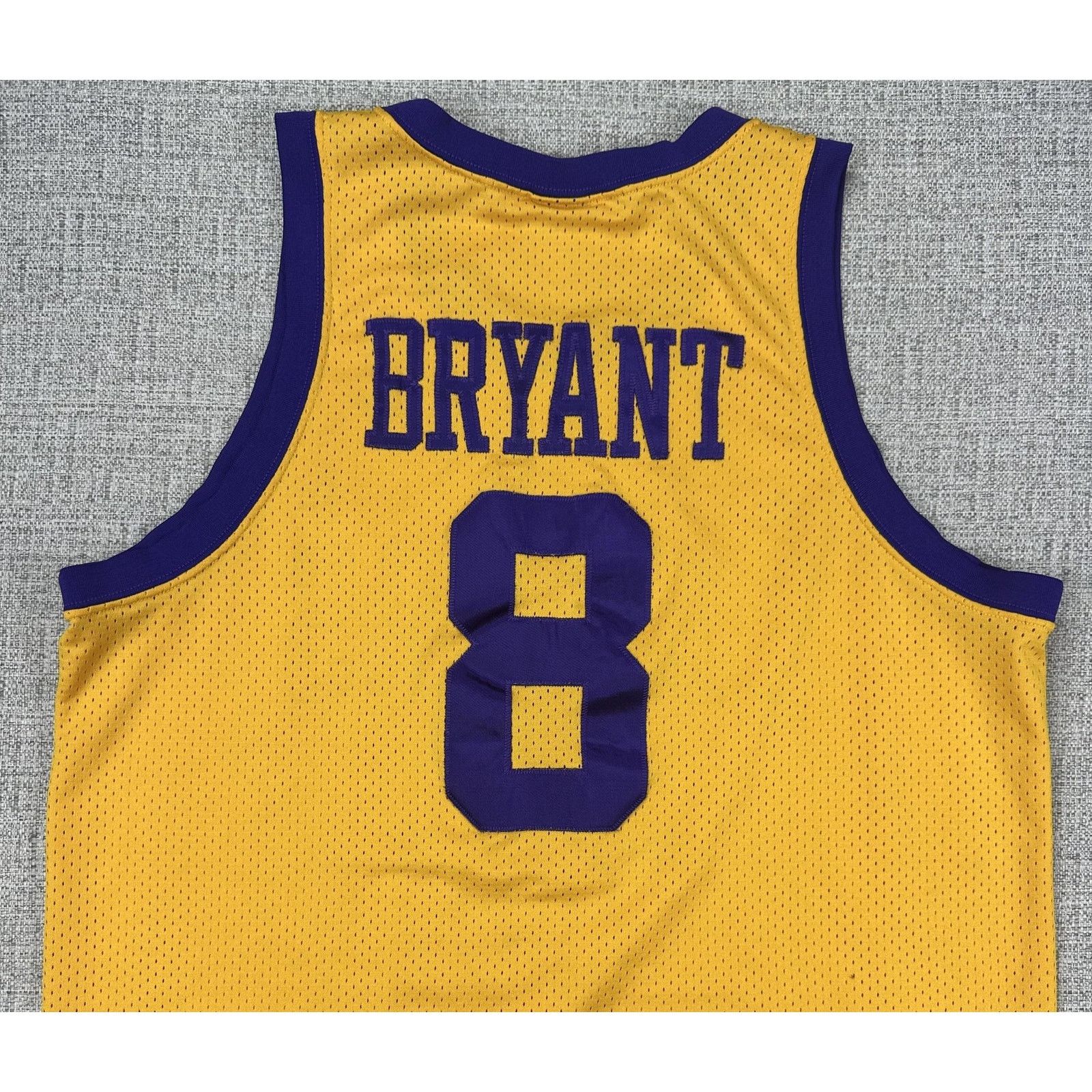 Nike Los Angeles Lakers Jersey Rewind Sz L NBA Nike Kobe Bryant 8 Size US L / EU 52-54 / 3 - 10 Thumbnail