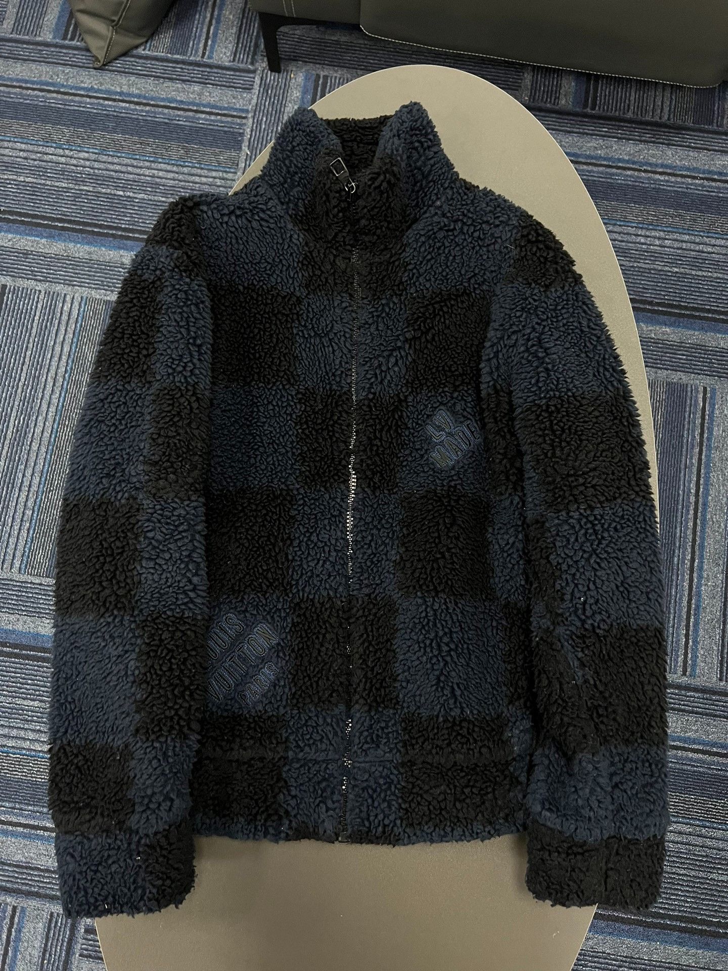 Louis Vuitton Louis Vuitton Checkerboard polar fleece teddy jacket Nextar Size US M / EU 48-50 / 2 - 1 Thumbnail