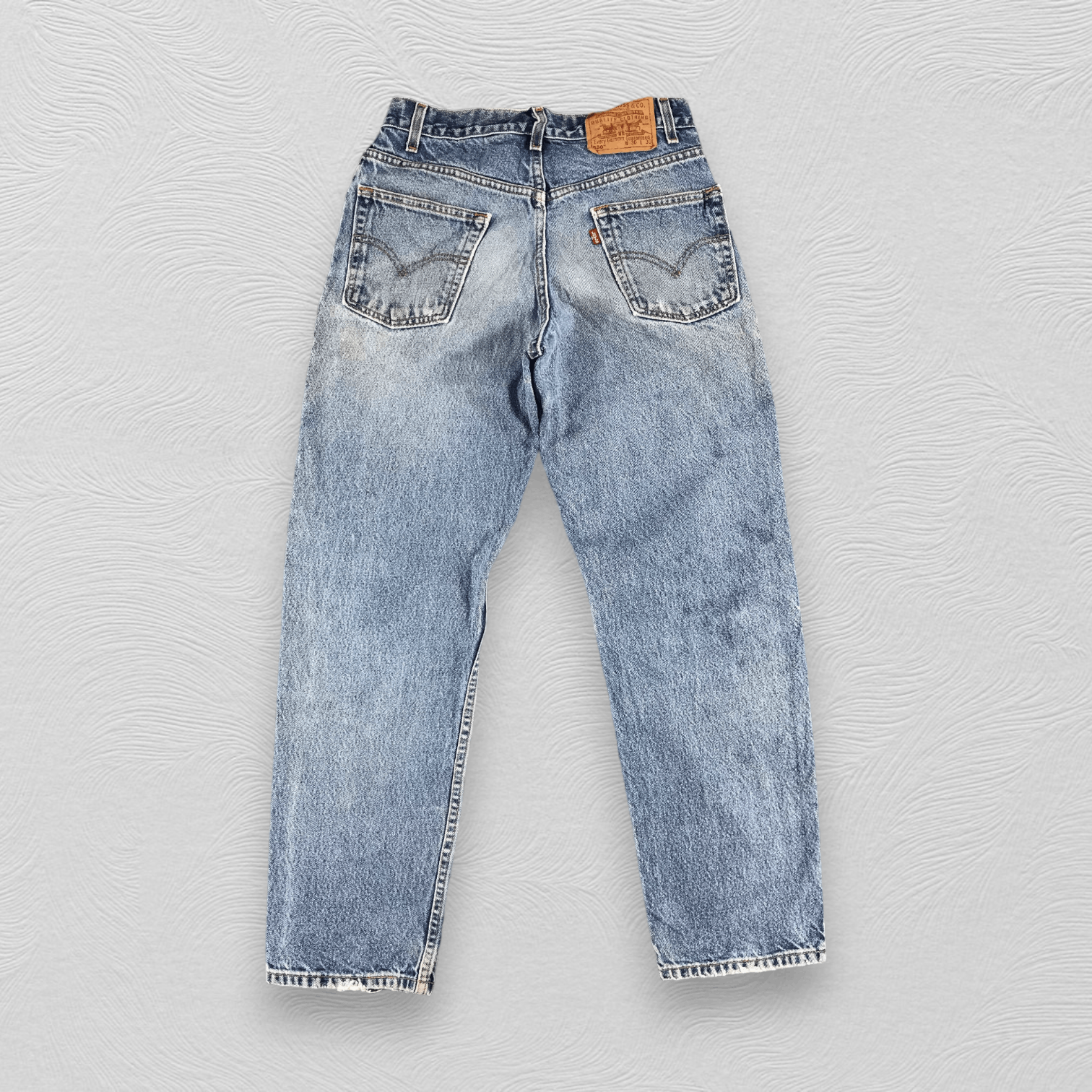 Levi's Vintage Levis 550 Jeans Dirty Faded Blue KJ211 Size US 29 - 2 Thumbnail