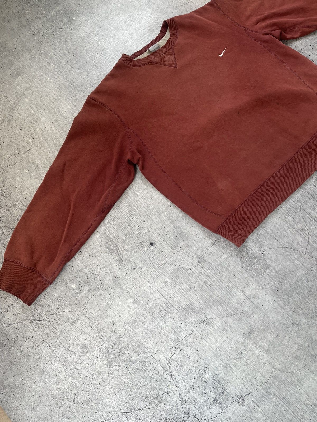 Nike × Vintage 🔥CRAZY Nike Vintage Brown Distressed Sweatshirt🔥 Size US L / EU 52-54 / 3 - 9 Thumbnail