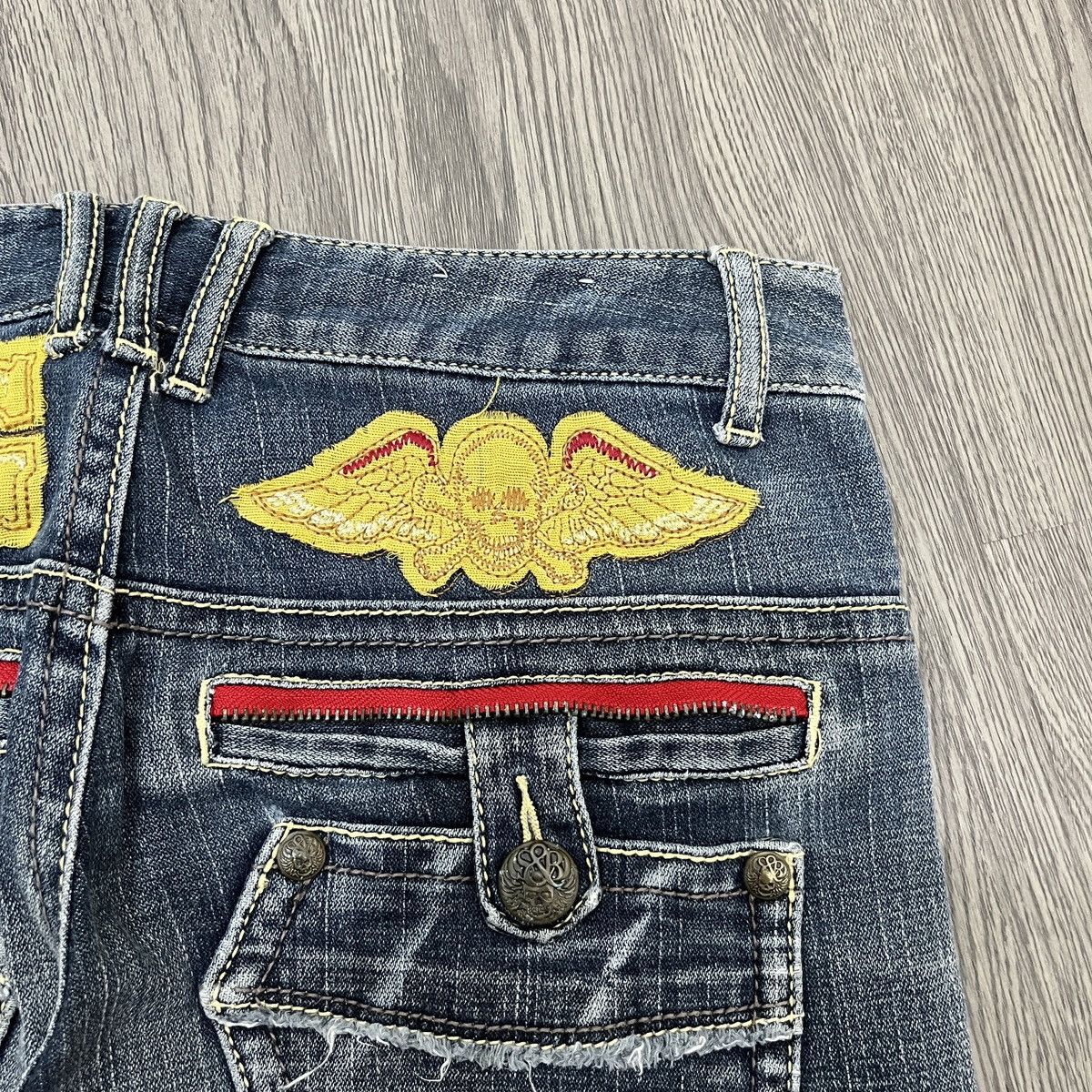 If Six Was Nine B.C.B.G - Flared Denim Fadding with Patch Skull Lgb Style Size US 26 / EU 42 - 12 Thumbnail