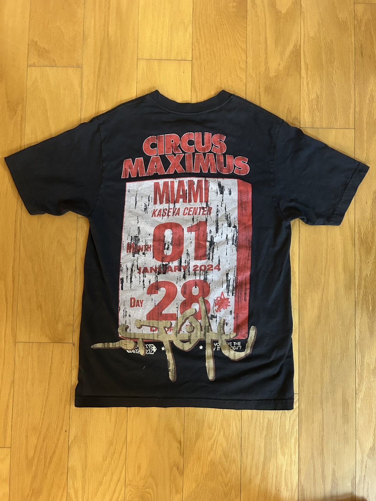 Travis Scott Travis Scott Circus Maximus Utopia tour tee Size US M / EU 48-50 / 2 - 2 Thumbnail