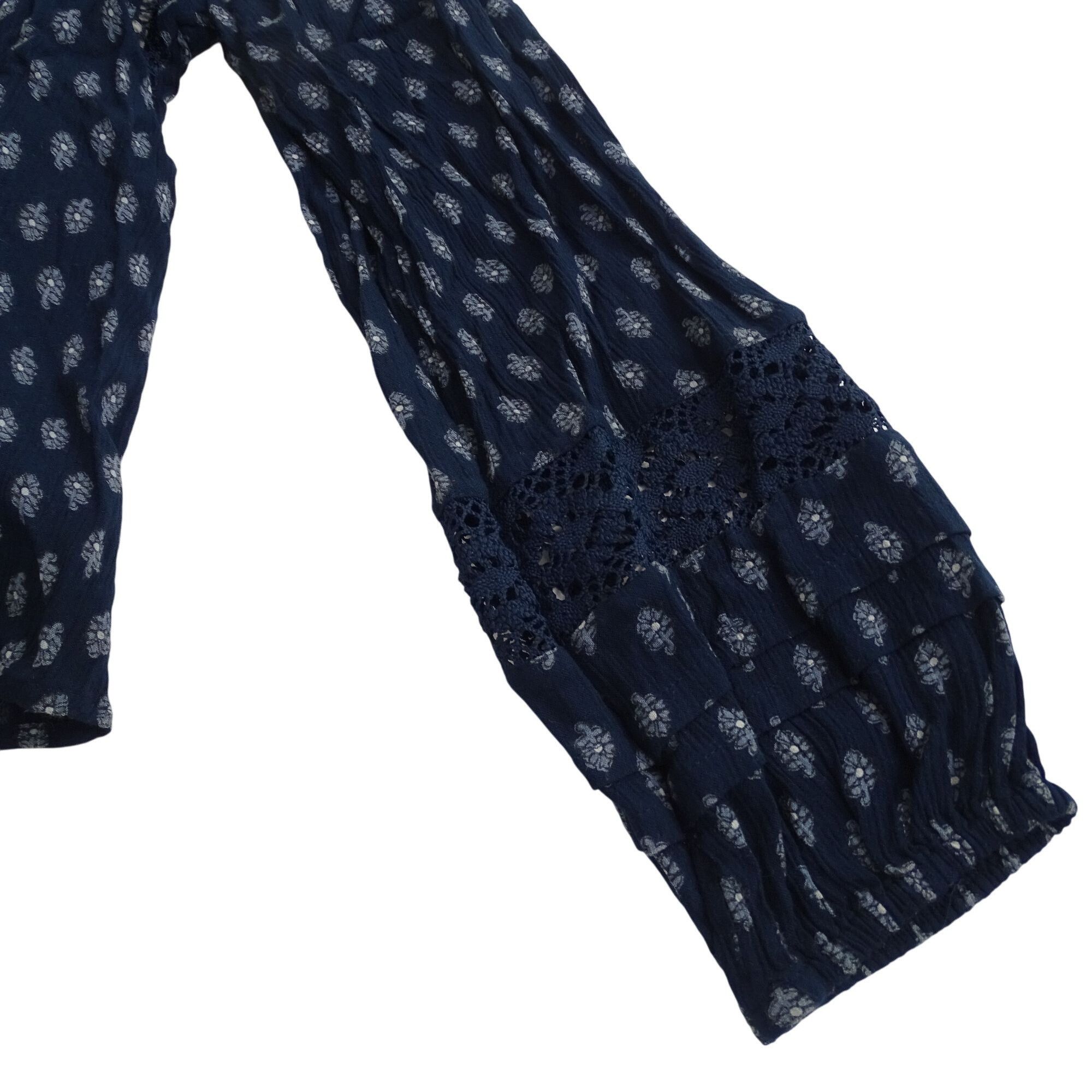 Hollister Hollister Top Women Size S Navy Blue Boho With Crochet Size S / US 4 / IT 40 - 3 Thumbnail