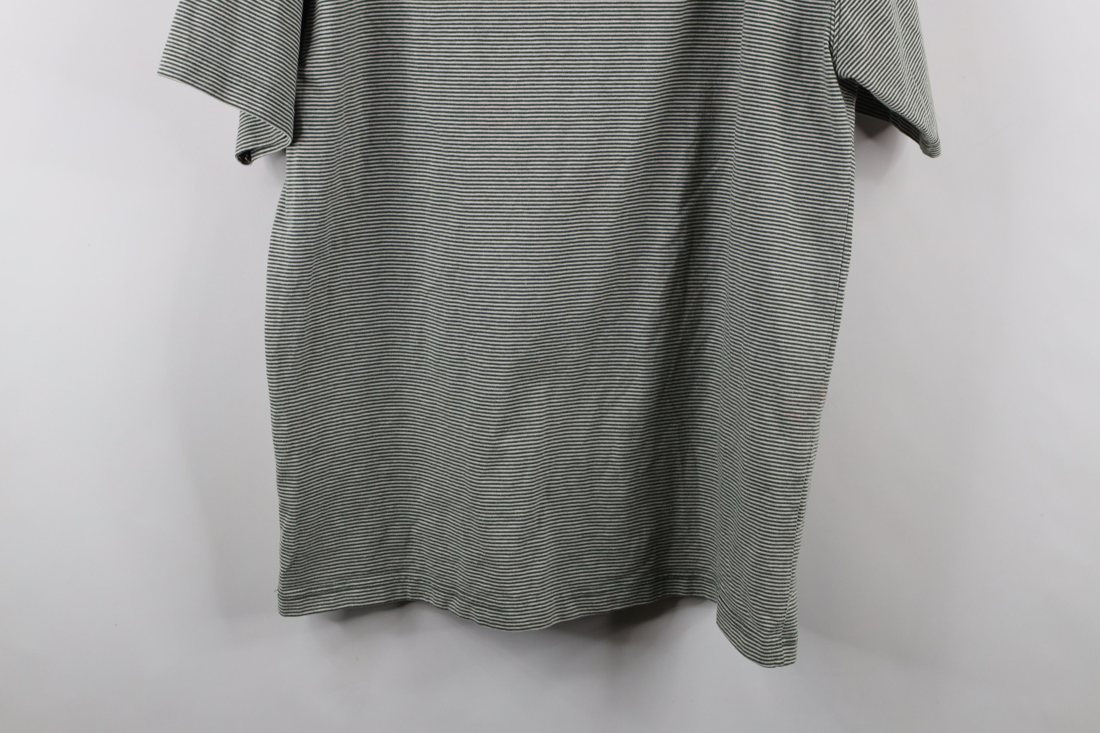 Vintage Vintage 90s Streetwear Heavyweight Short Sleeve T-Shirt Size US XL / EU 56 / 4 - 8 Thumbnail