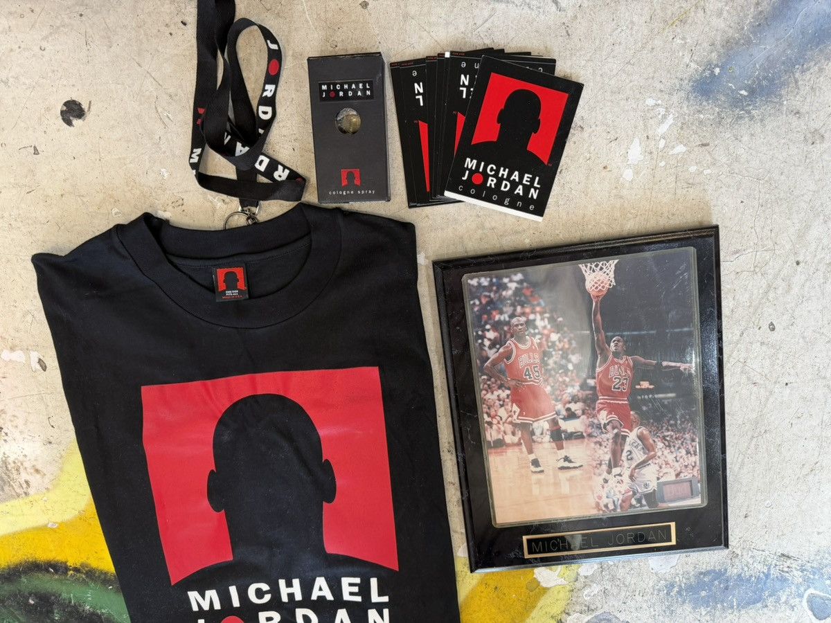 Jordan Brand Micheal Jordan Memorabilia bundle Lot Size US XL / EU 56 / 4 - 3 Thumbnail