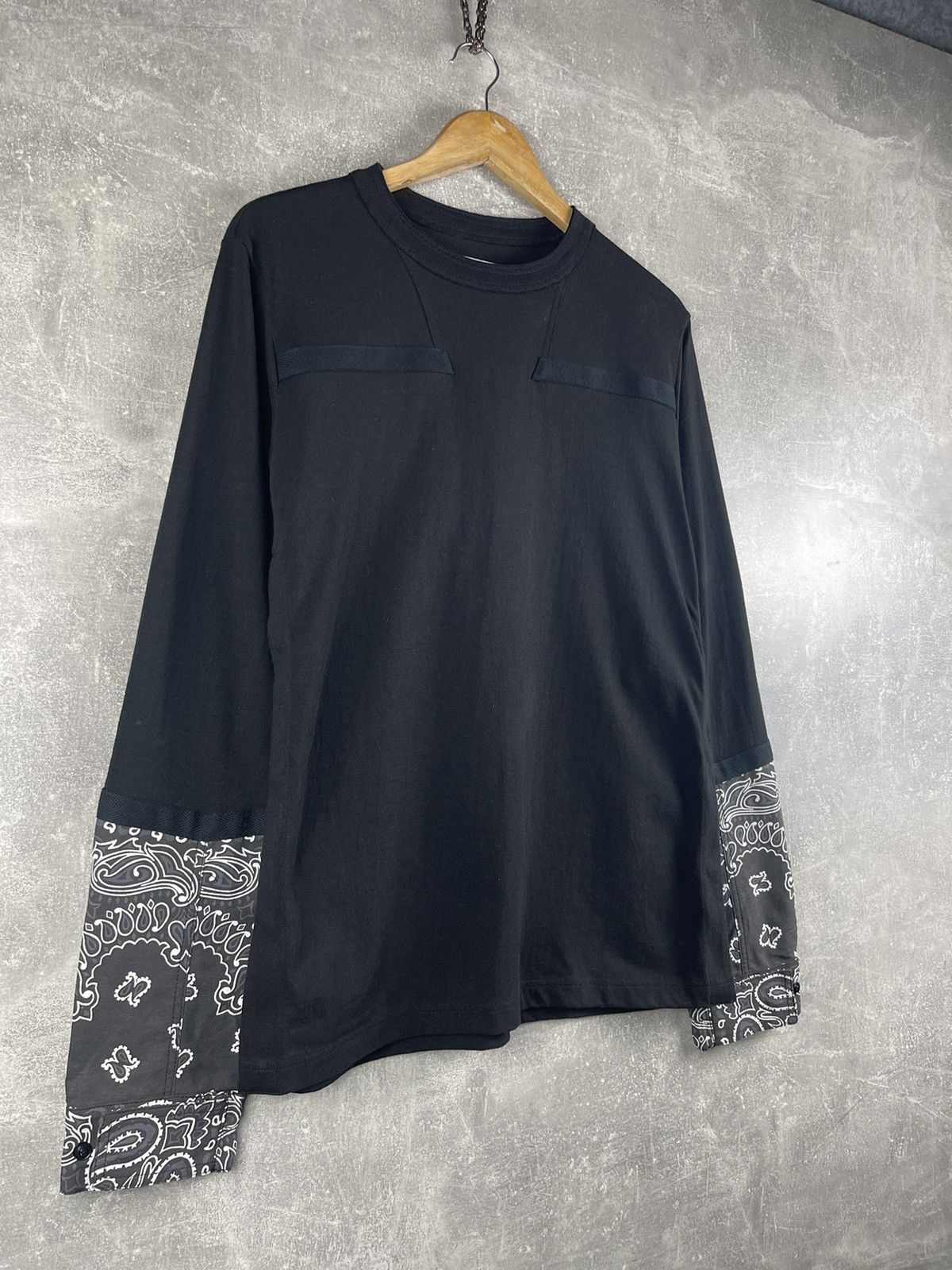 Sacai Sacai Bandana Panel Black Open Long Sleeve T-Shirt Size US S / EU 44-46 / 1 - 3 Thumbnail