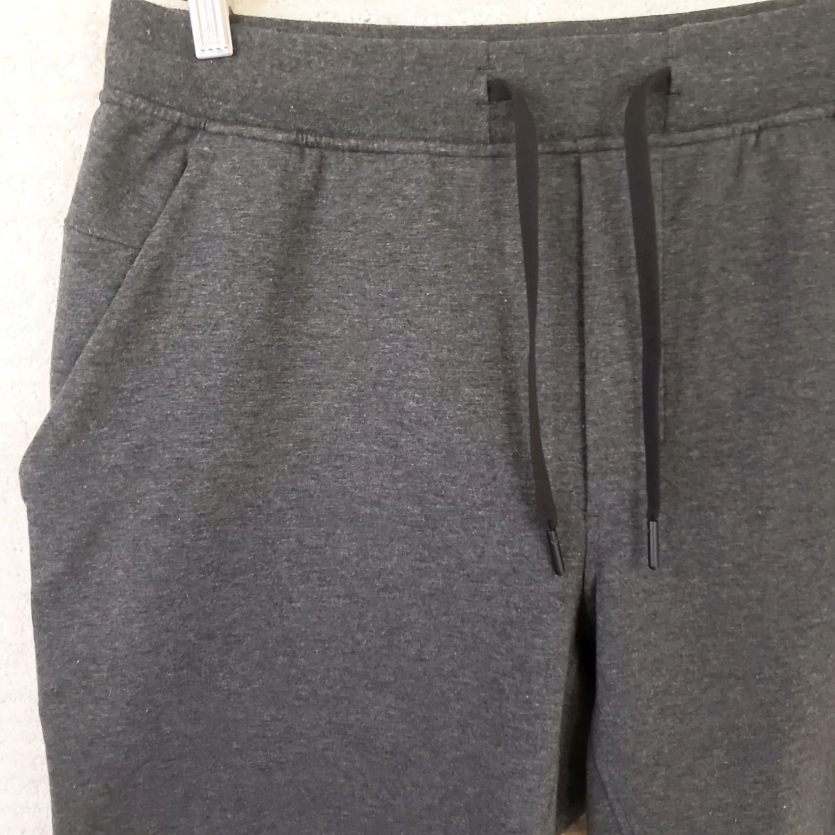 Lululemon Lululemon City Sweat Shorts Mens L Gray 9" Inseam Jersey Pocket Stitch Drawstring Athletic Casual Outdoor Athletic Mens Size US 33 - 2 Thumbnail