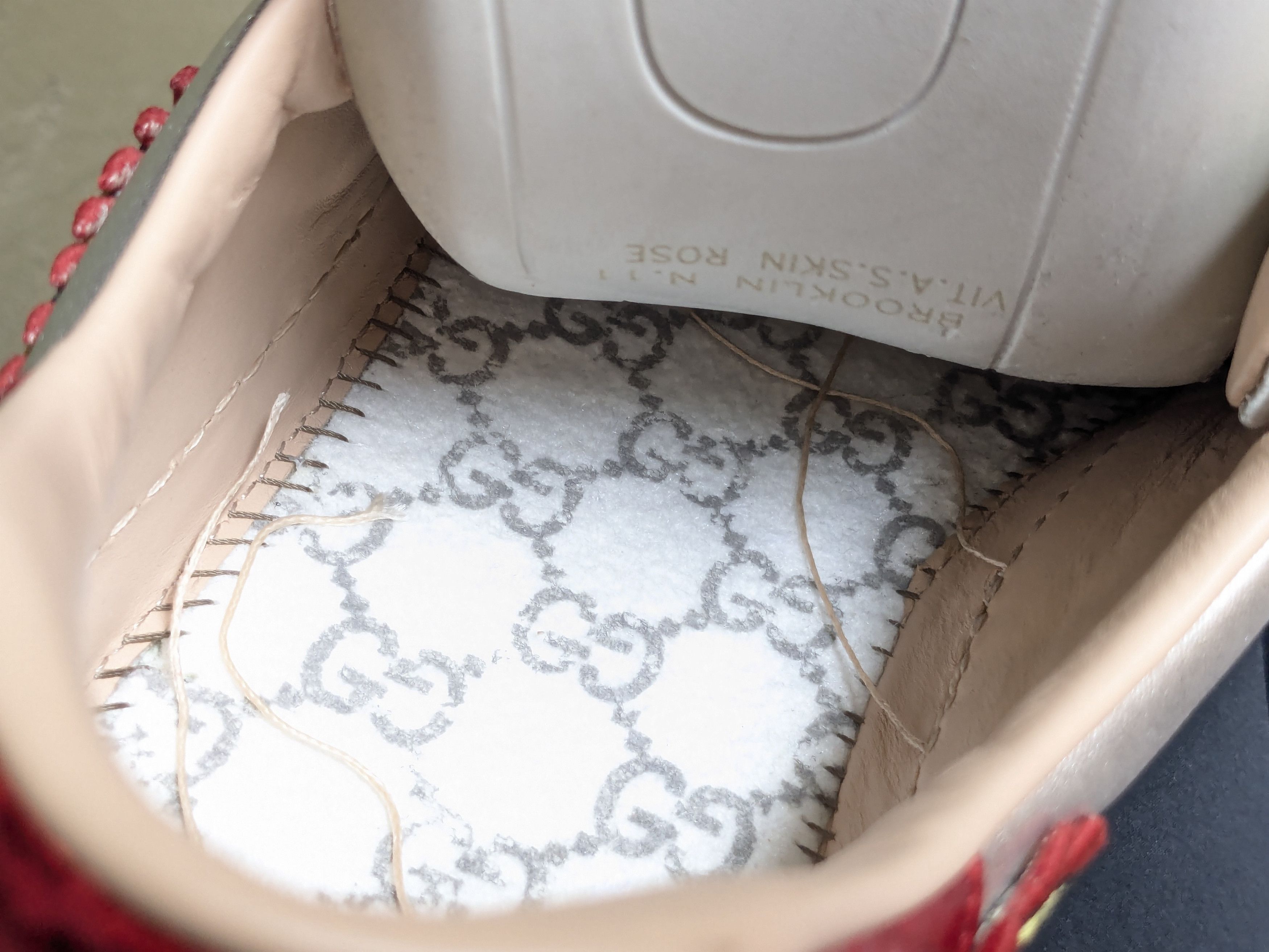 Gucci Gucci Ace Silver Dragon Sneakers 11.5 Leather Low 473765 Size US 11.5 / EU 44-45 - 3 Thumbnail