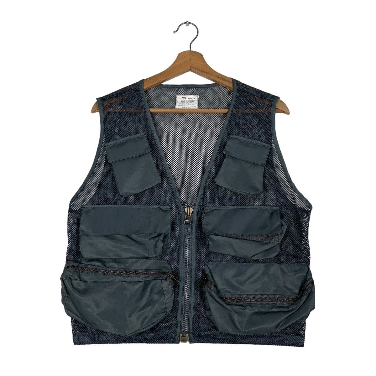 Columbia × Vintage 1990s Red / Beige Mesh Multipocket PFG vest 