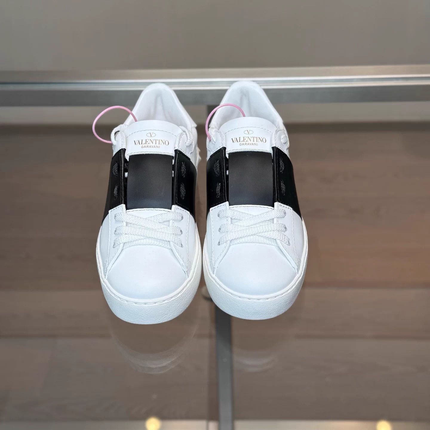 Valentino Valentino Open Studded White Sneakers 35.5 Size US 5 / IT 35 - 2 Thumbnail